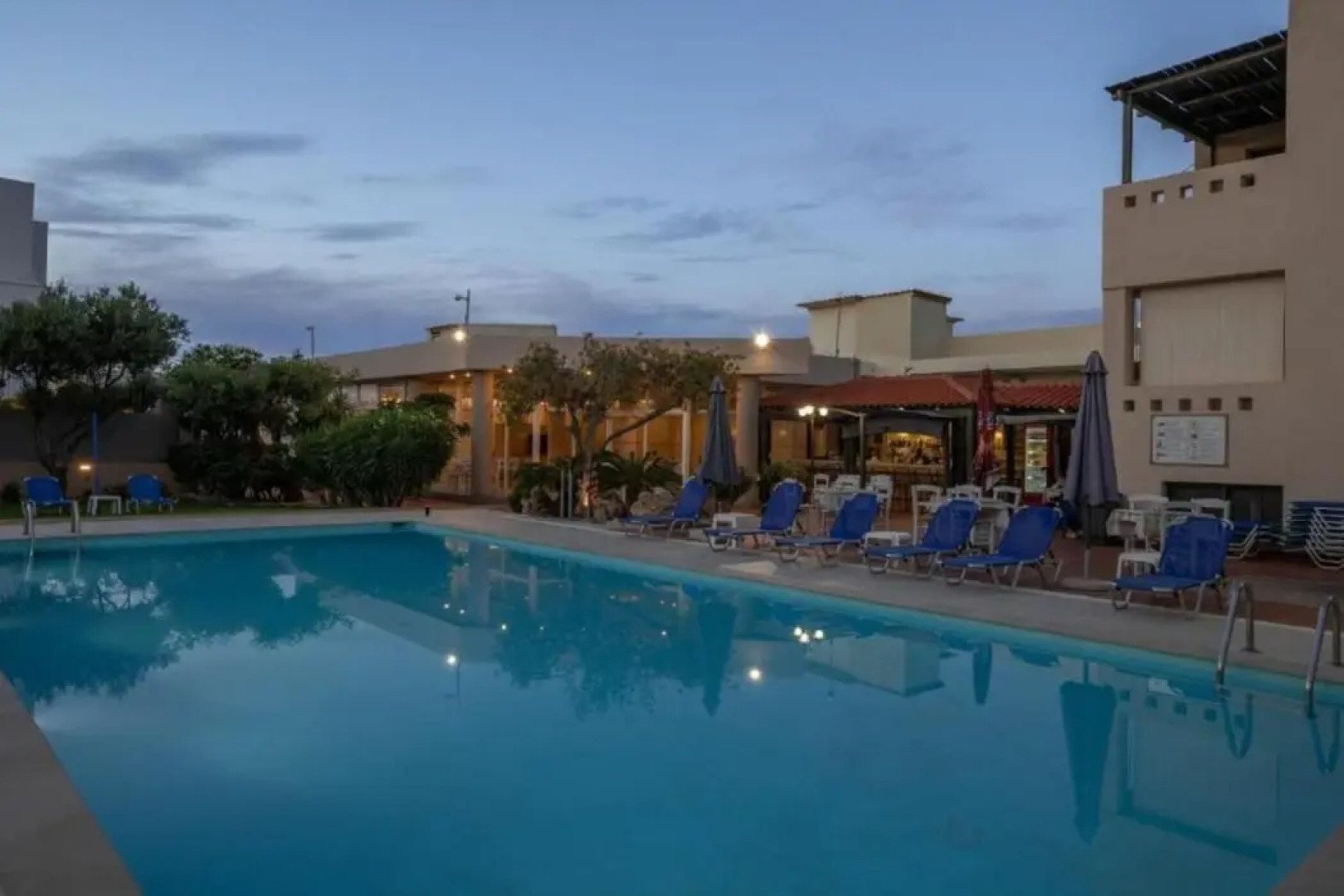 Kritzas Beach Bungalows