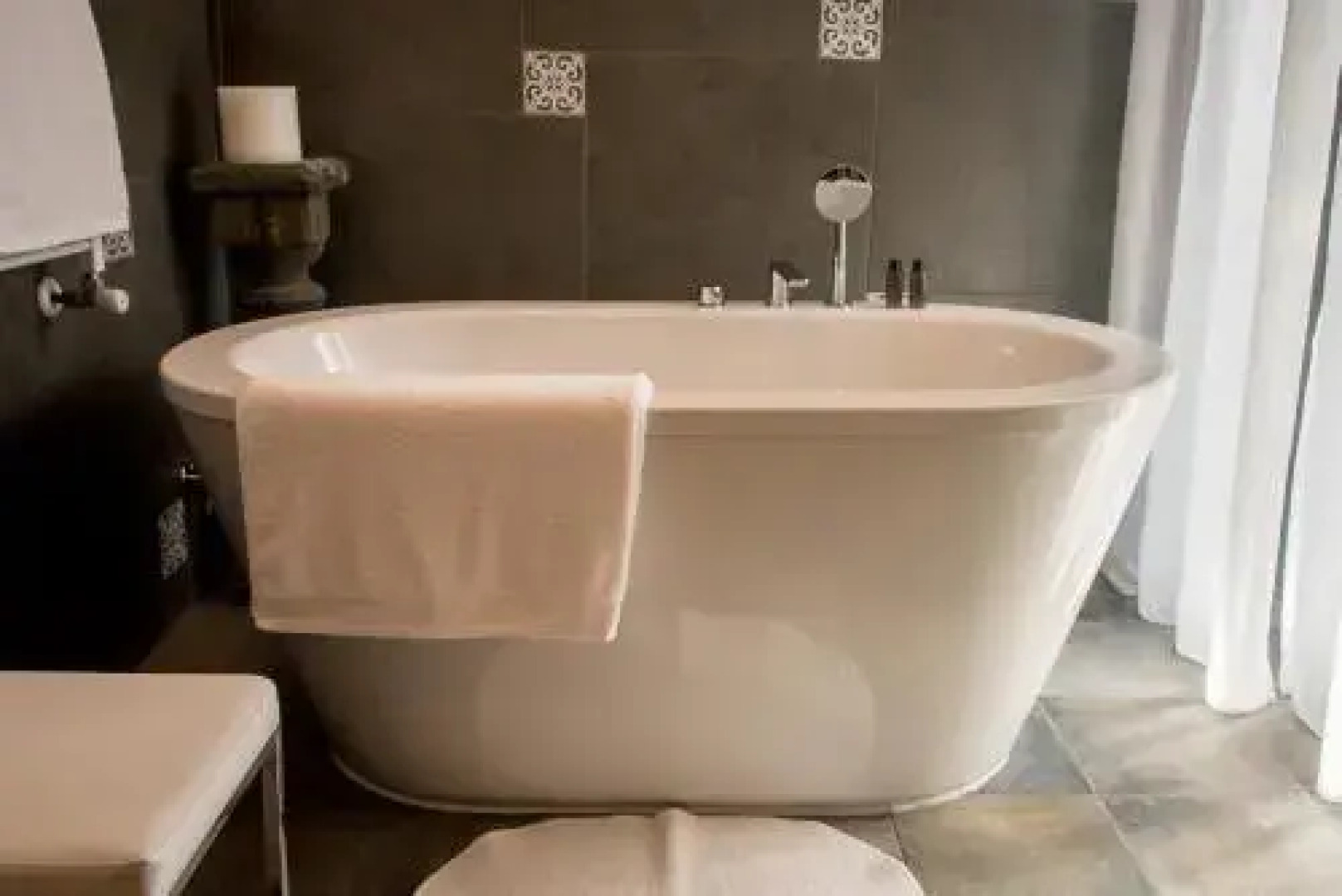 Al Lago Rural Hotel and Restaurant