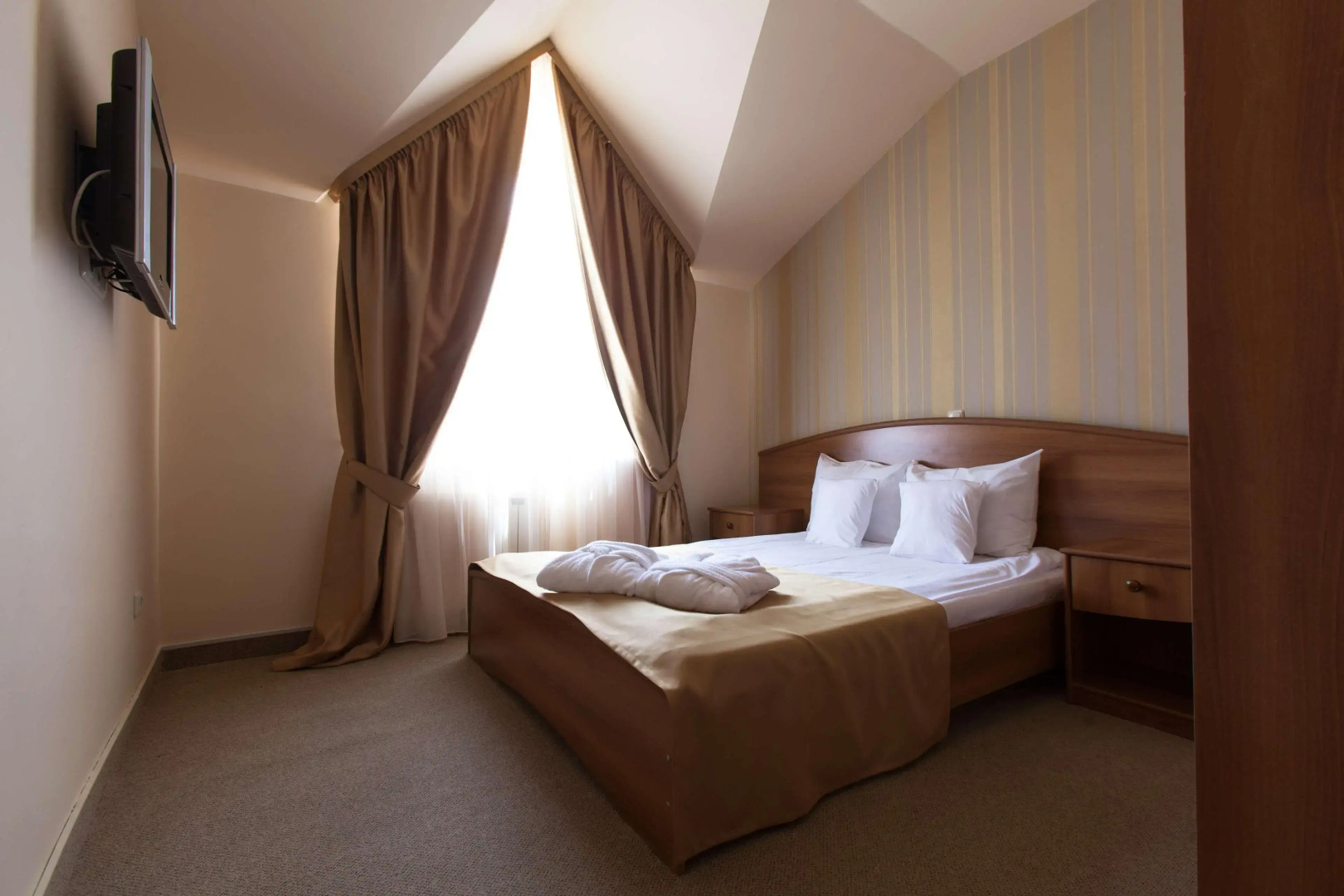 Отель Best Western Bohemian Resort