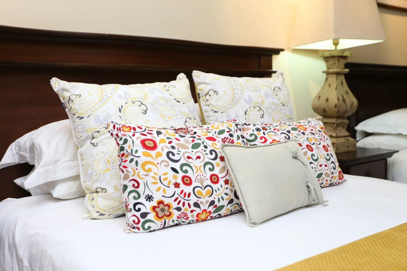 Shangri-La Manor - Adults Only