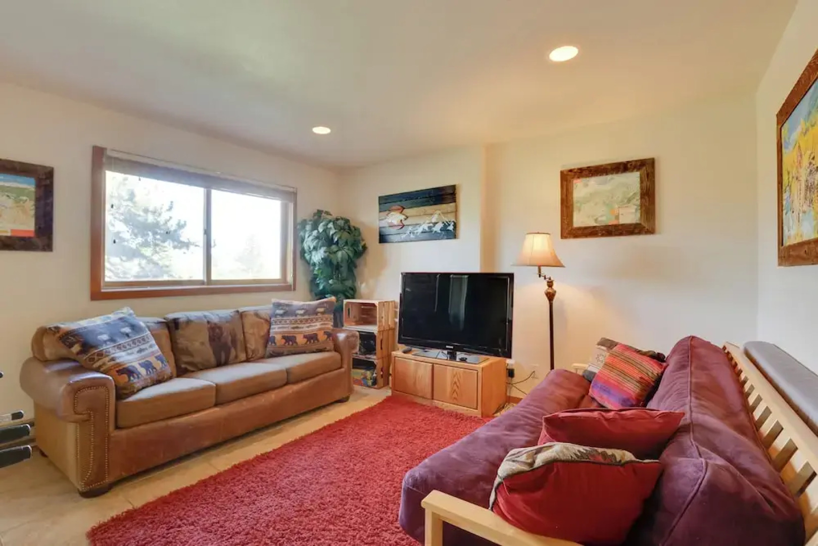 4 Mi to Marina: Family Townhome in Silverthorne!