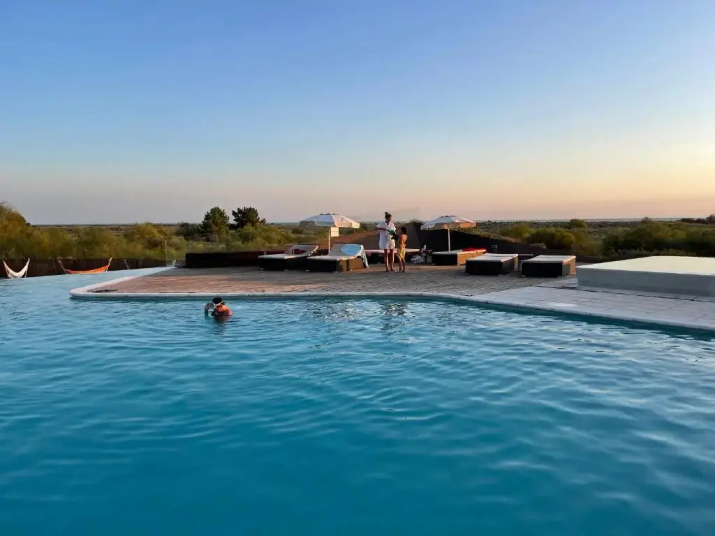 Beautiful Penthouse Apartment With Terrace - 4 Minute Walk to the Beach