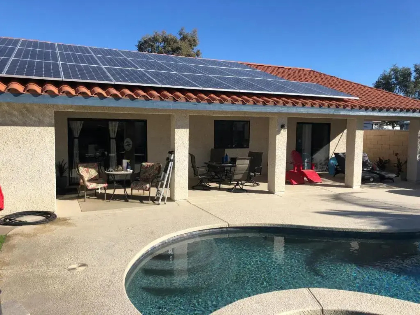 Comfortable vacation property 12 minutes from downtown.