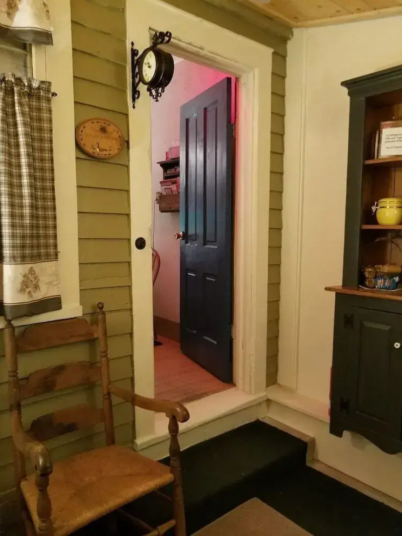 Lilly Pad Boerners Guest house