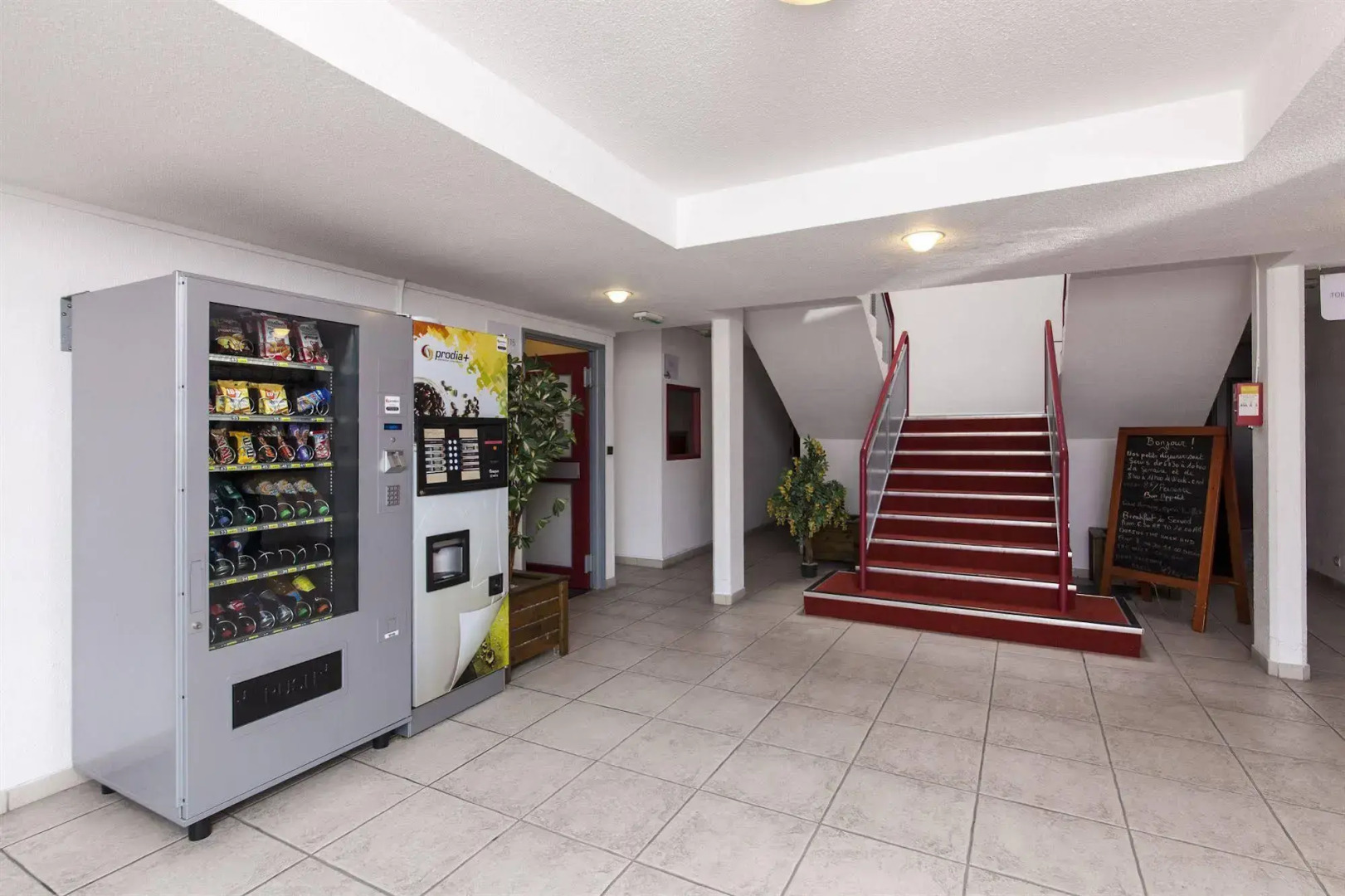 Hotel & Residence Calais Car Ferry