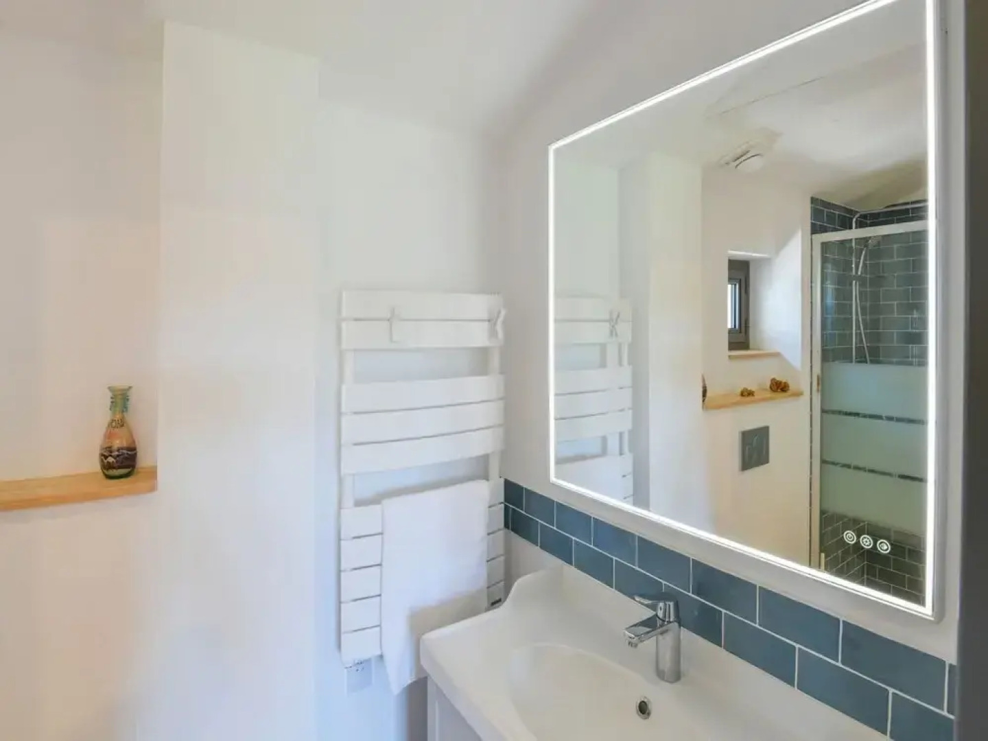 Villa in Lanton Near the Beach With Harbour View