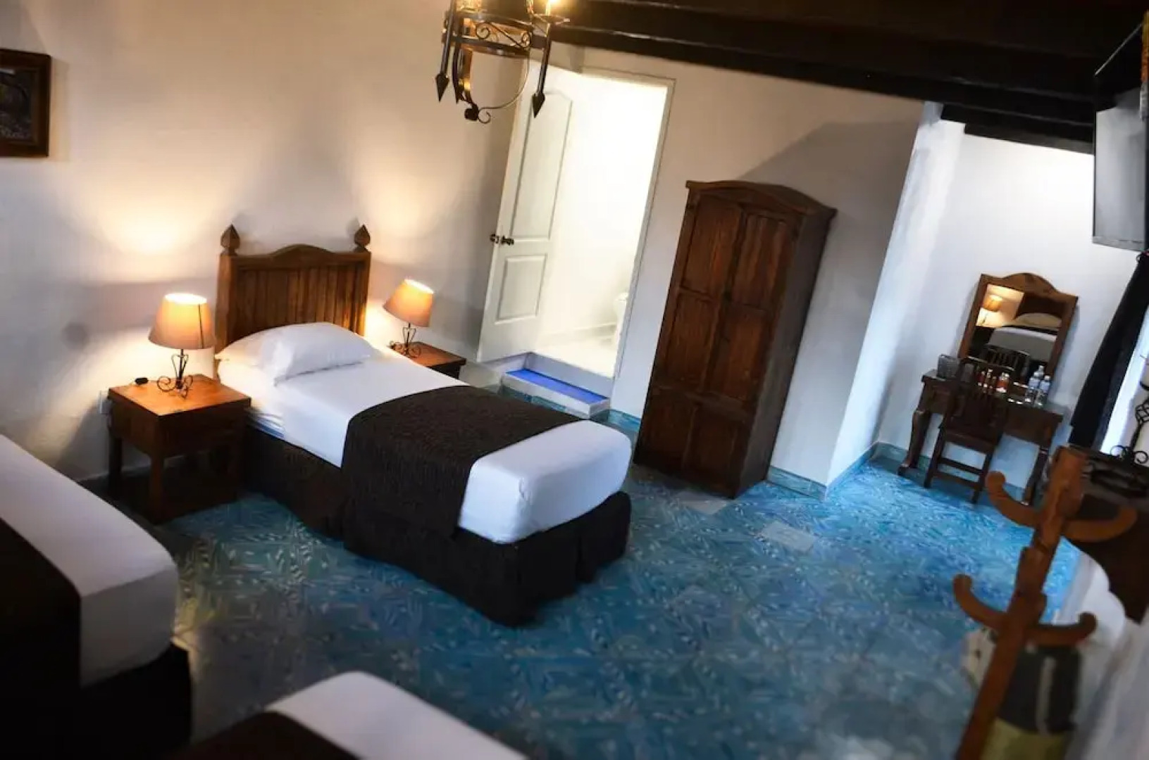 Hostal Plaza Central