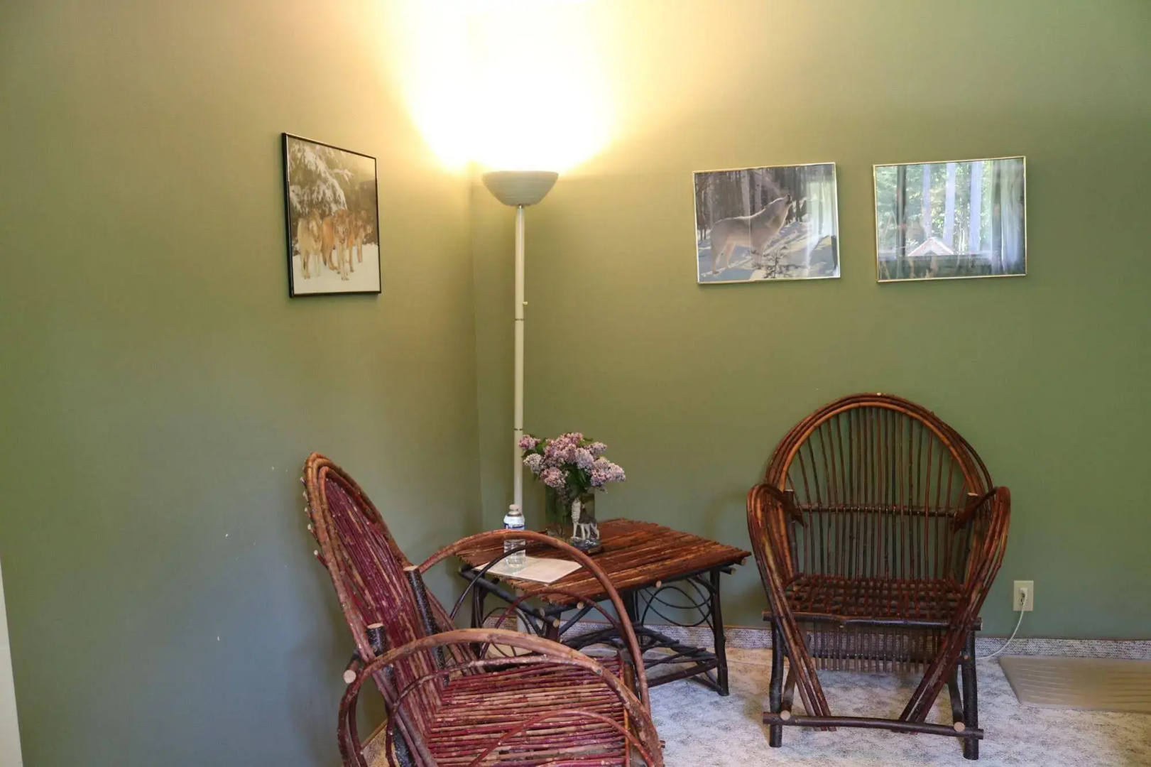 Mulvehill Creek Wilderness Inn
