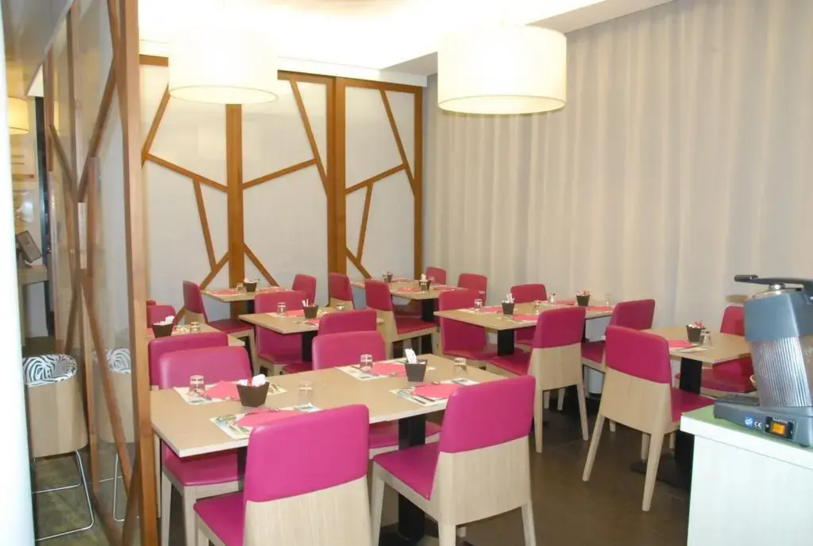 B&B HOTEL Marseille La Timone