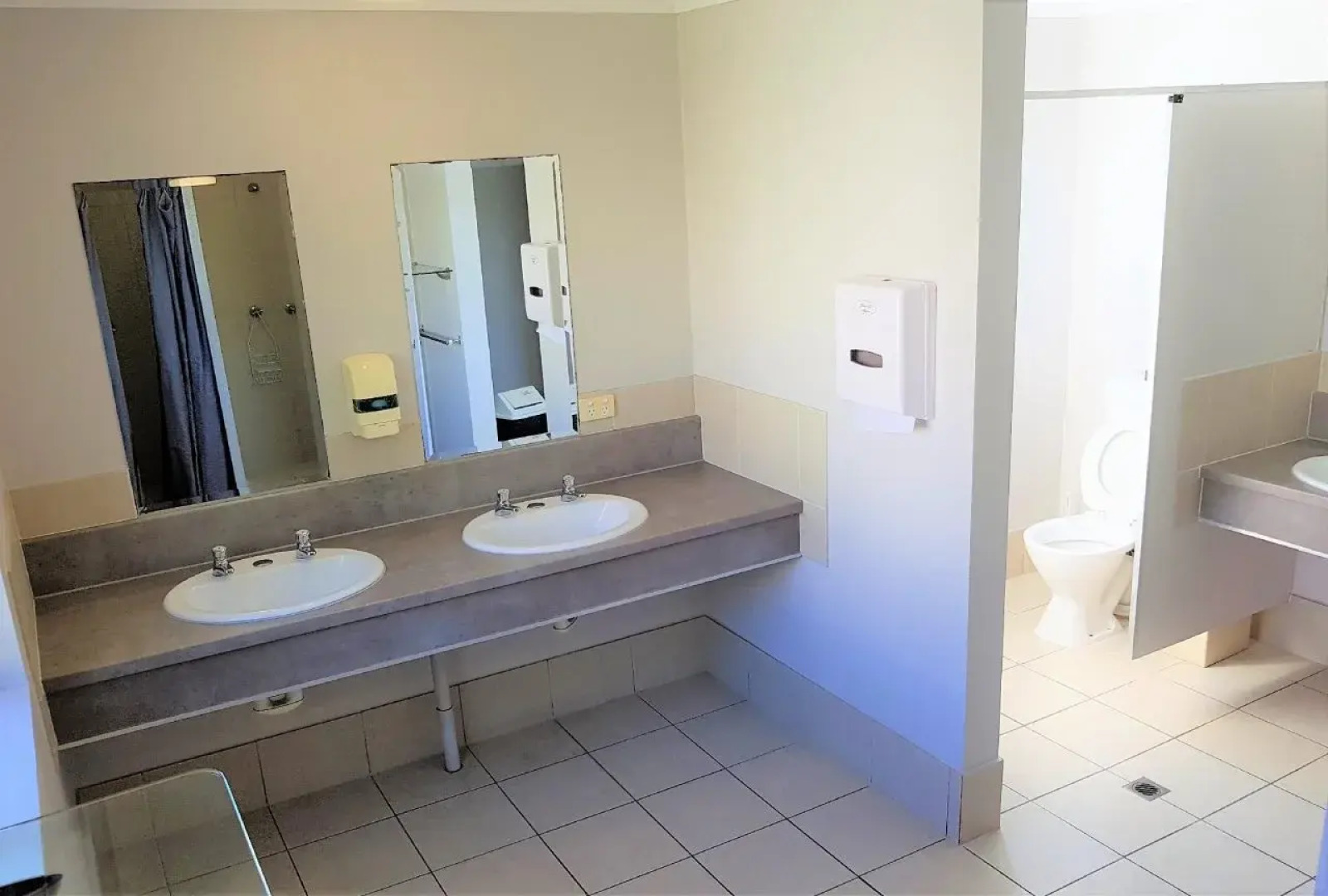 Aquarius Backpackers Gold Coast