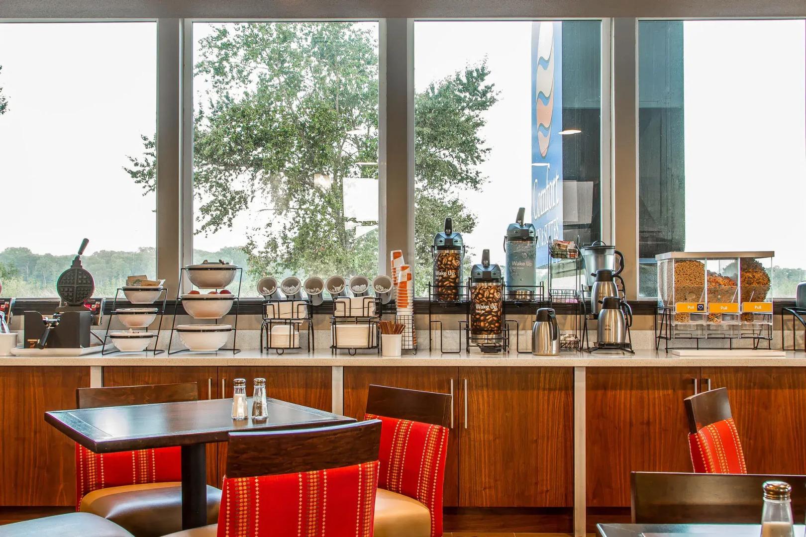 Comfort Inn & Suites Redwood Country