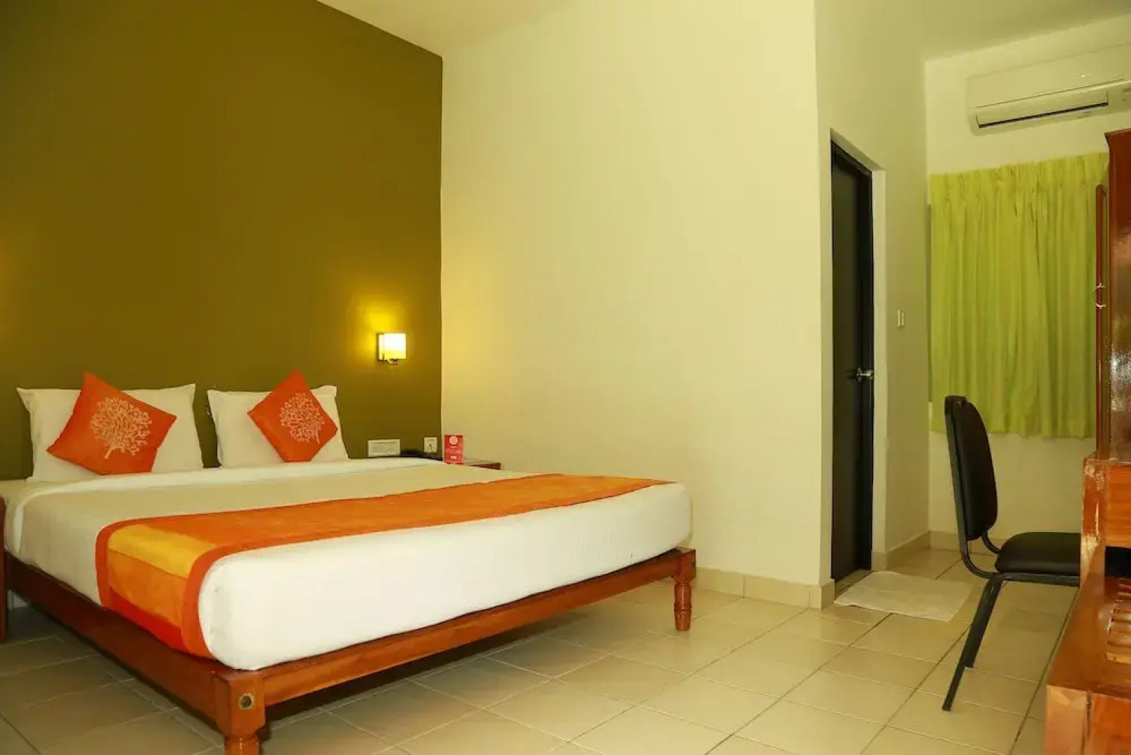 OYO 7630 Edassery Village