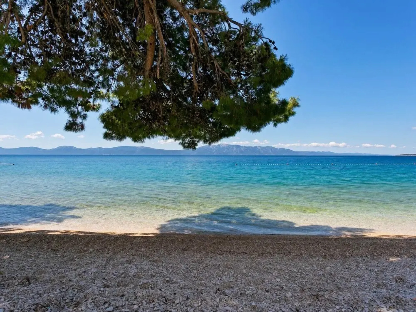 Boutique Apartment in Drvenik With Balcony