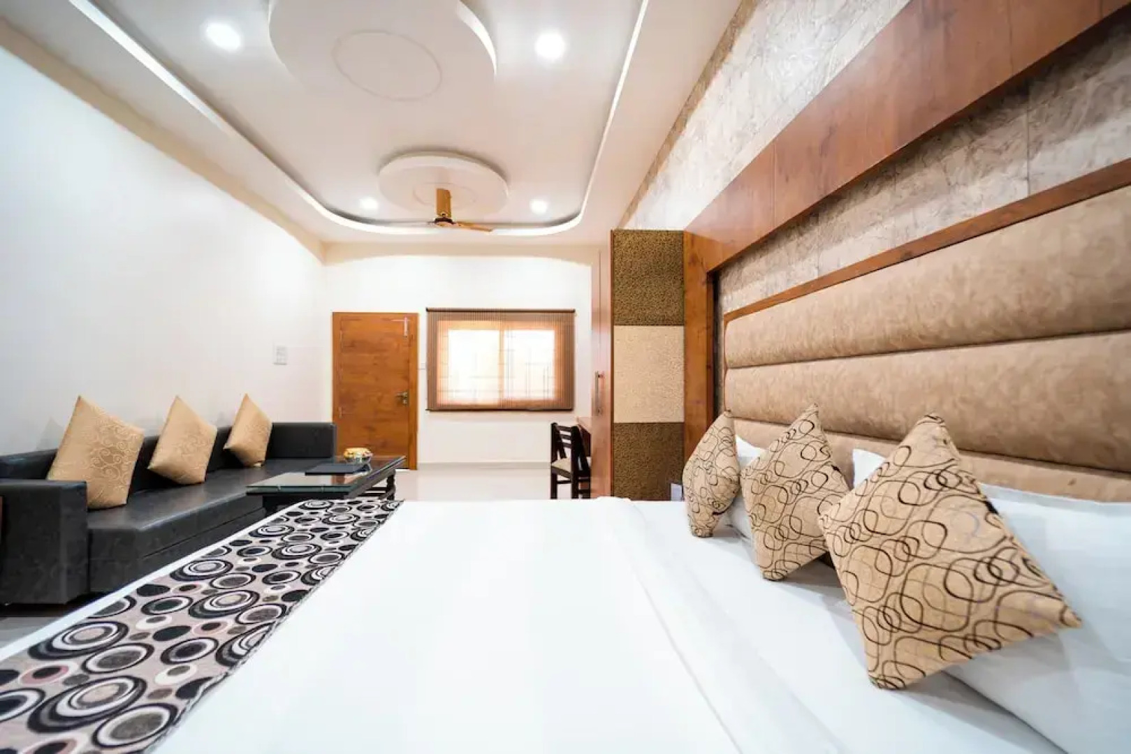 Hotel Royal Palace - Sagar