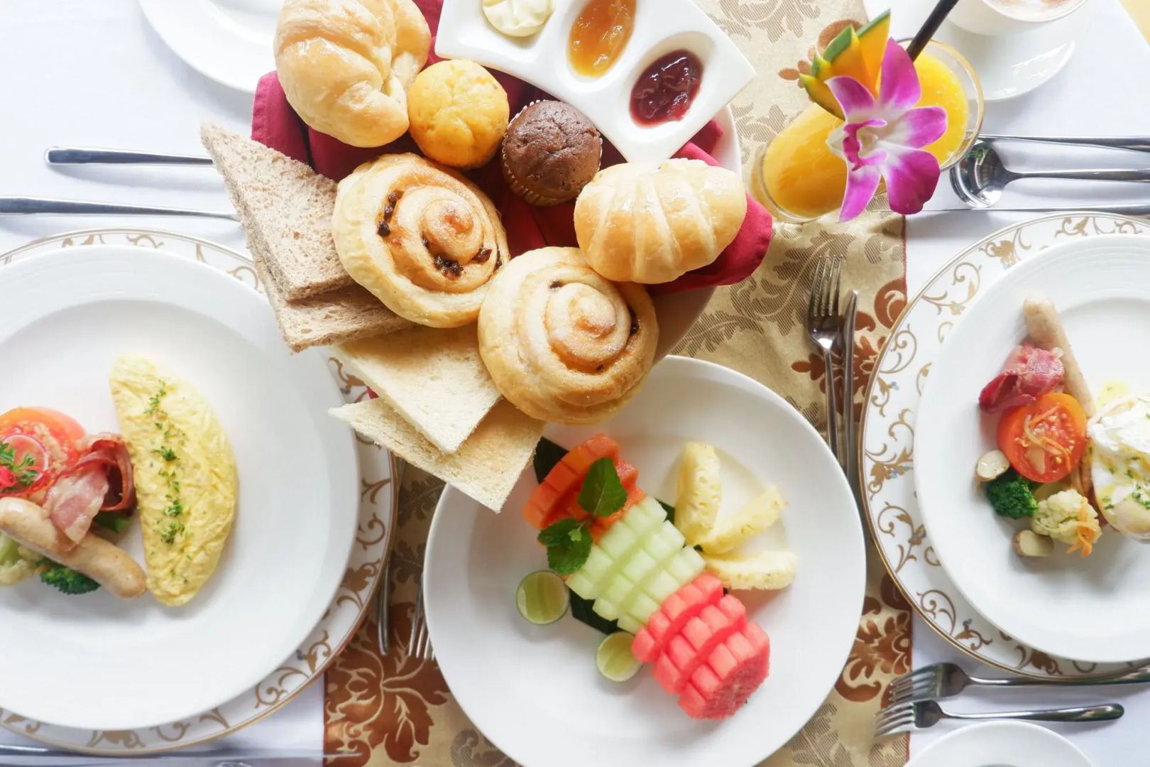 Отель Dwaraka The Royal Villas