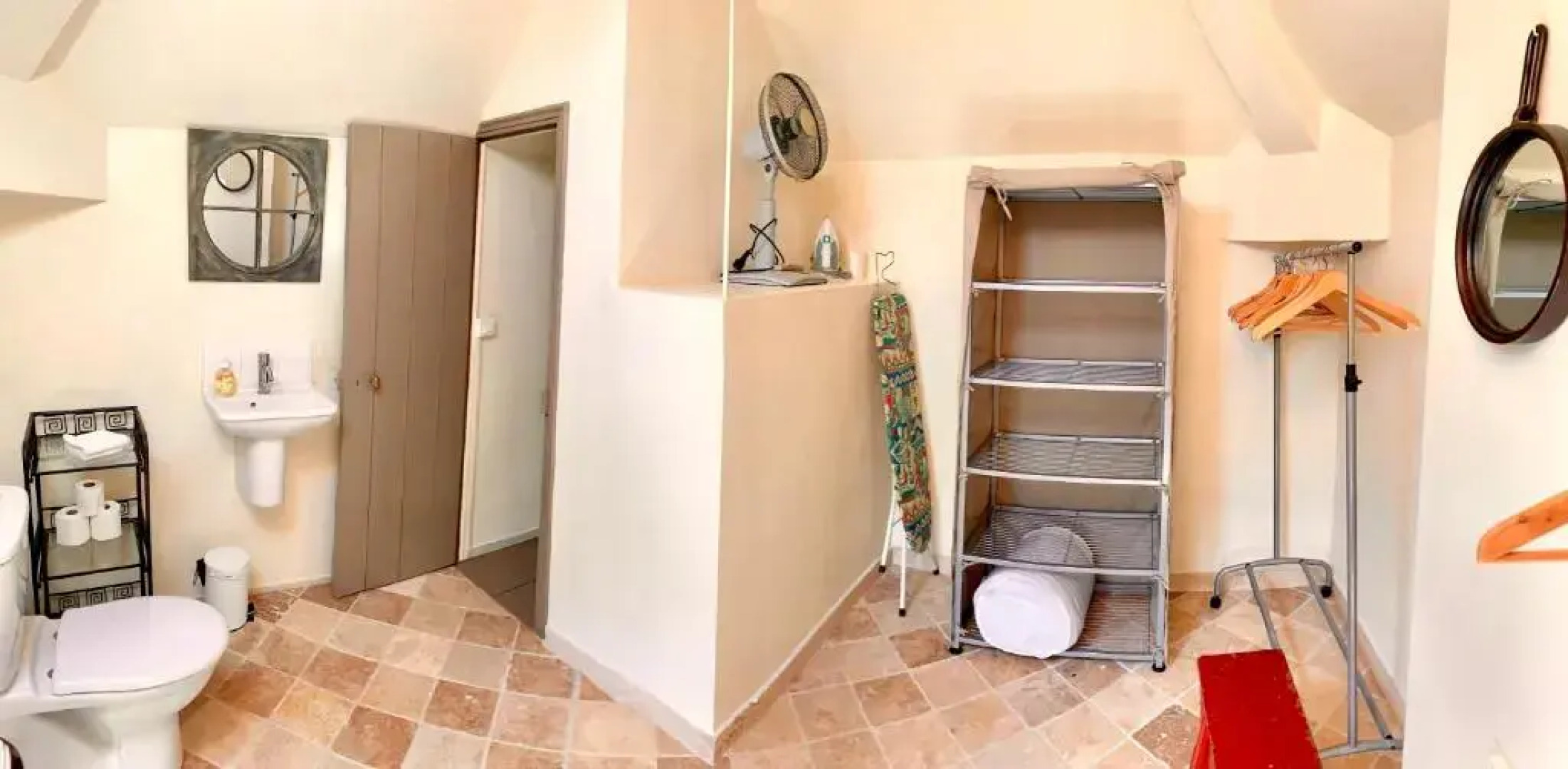 La Tour des Beaumes à GORDES avec Piscine Privée -