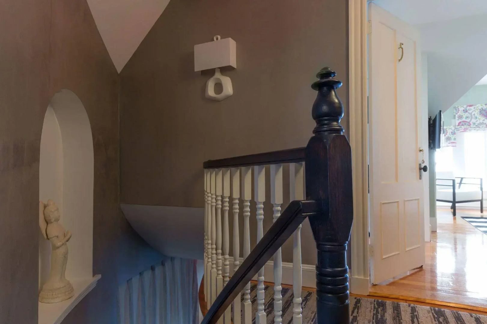 The Sydney, The Edgartown Collection