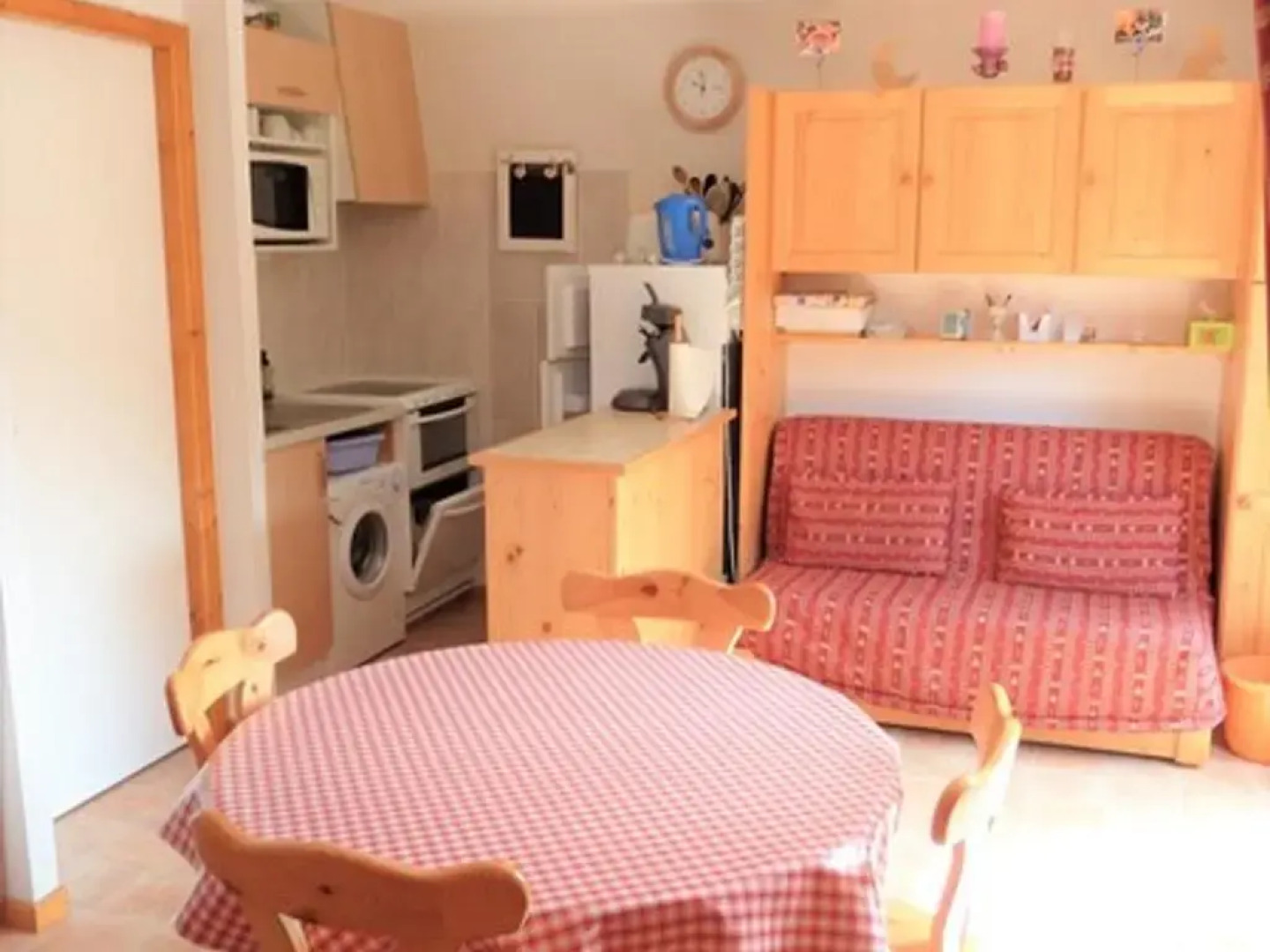 Appartement Le Biot, 2 pièces, 6 personnes - FR-1-573-104