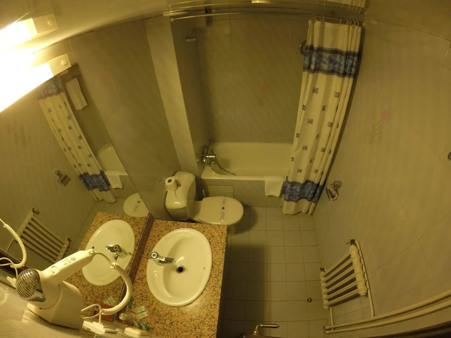 Somriu Hotel City M28