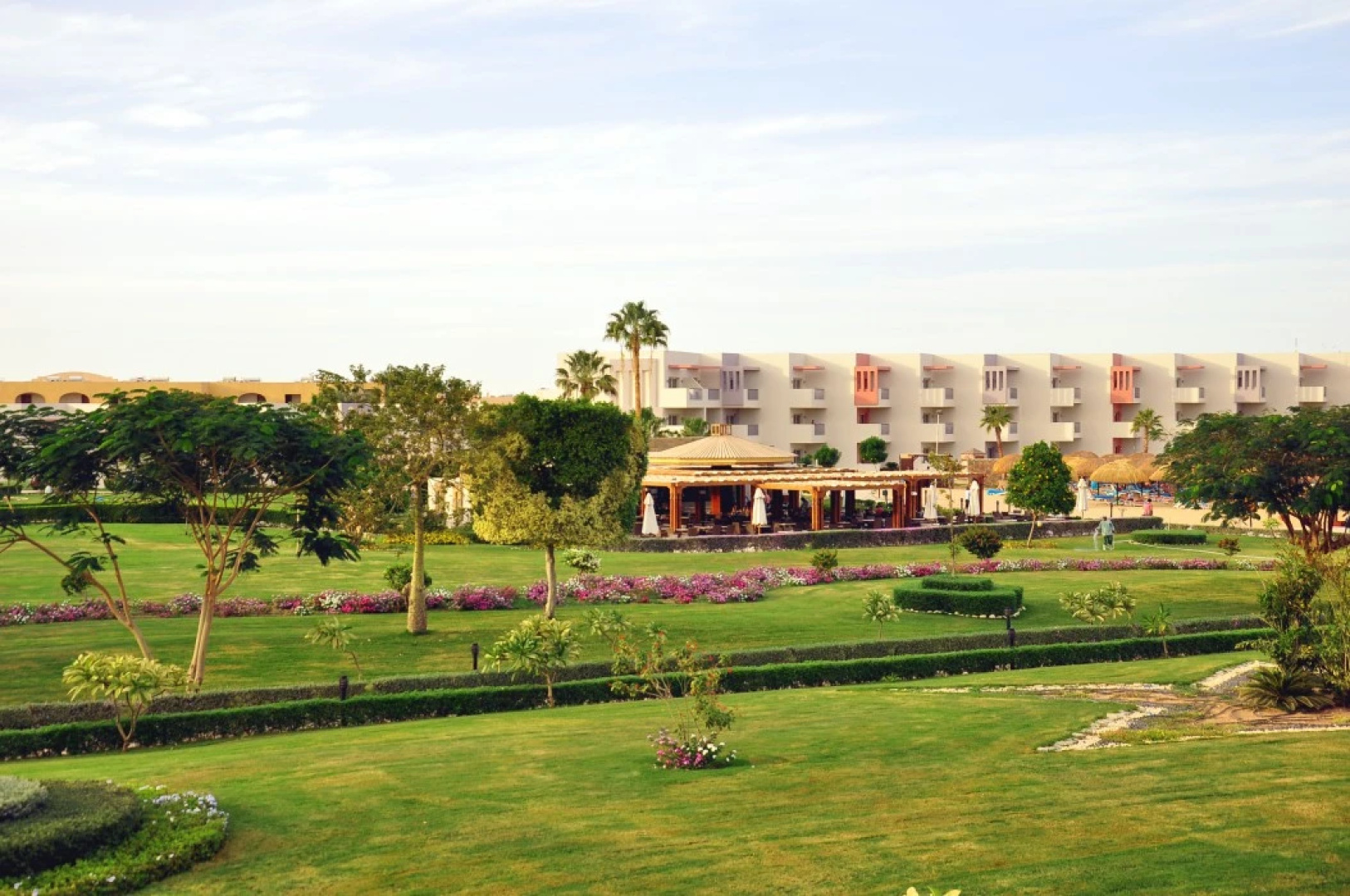 SUNRISE Crystal Bay Resort