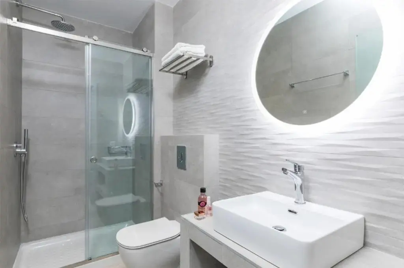 Villa Bougainvillea Boutique 1 by Villa Plus