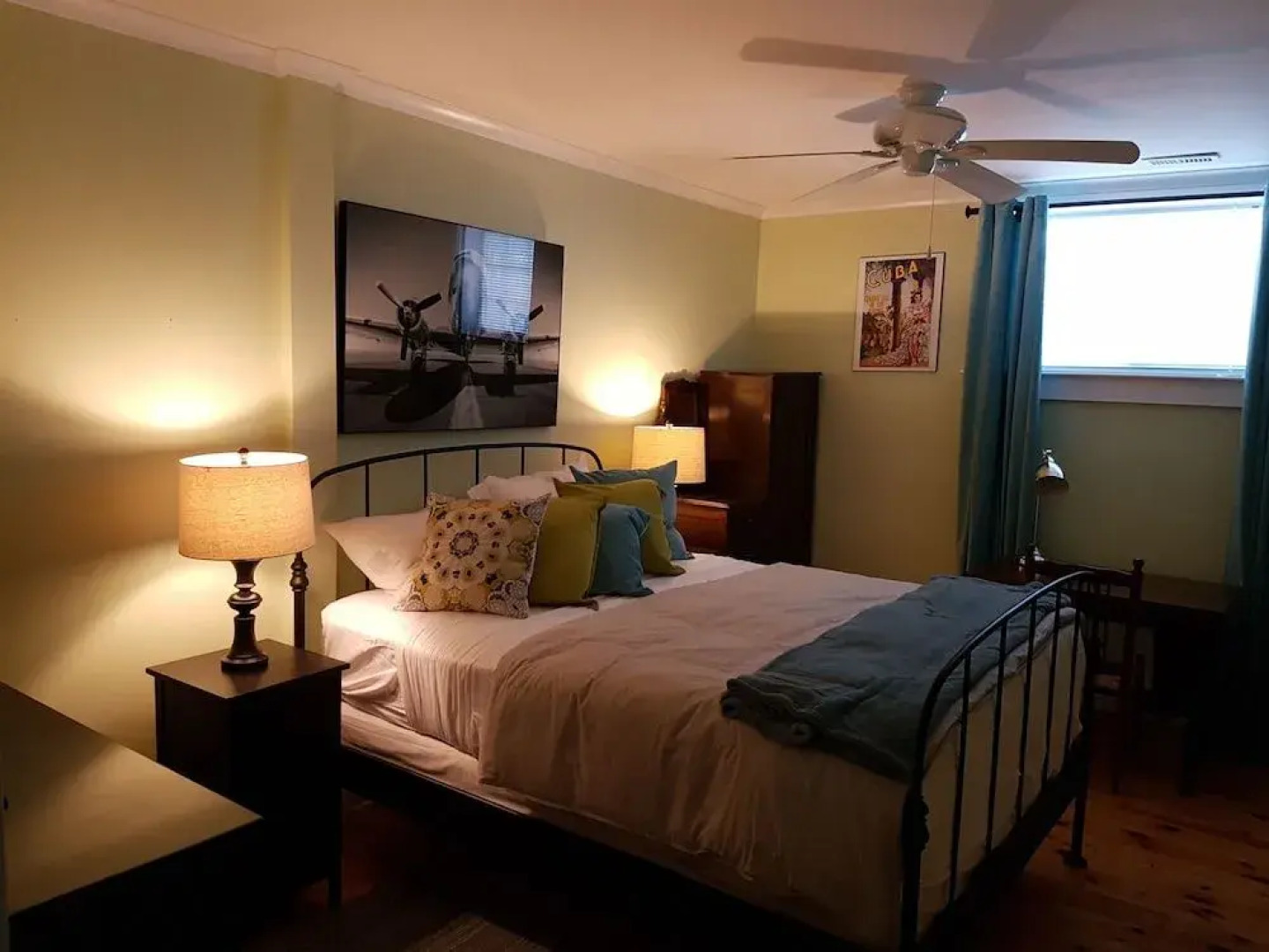 Green Door B&B Brockville