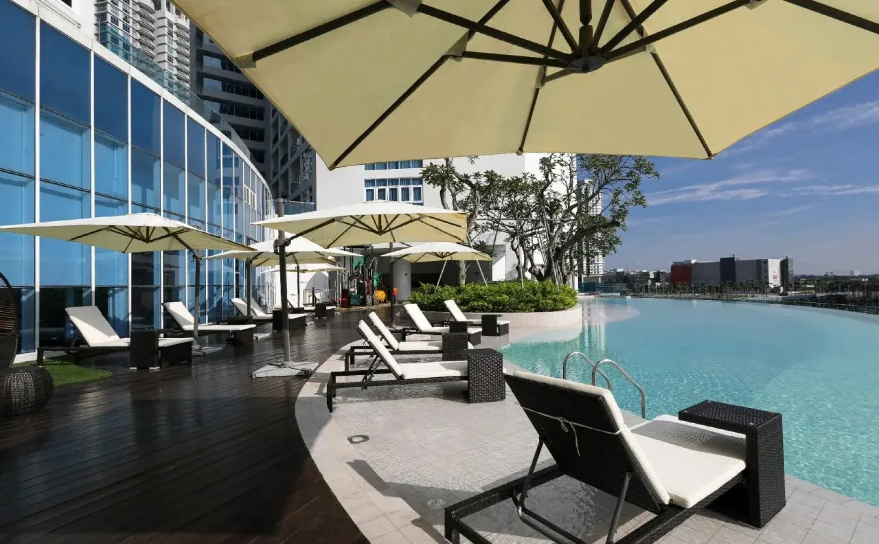 Pinetree Marina Resort
