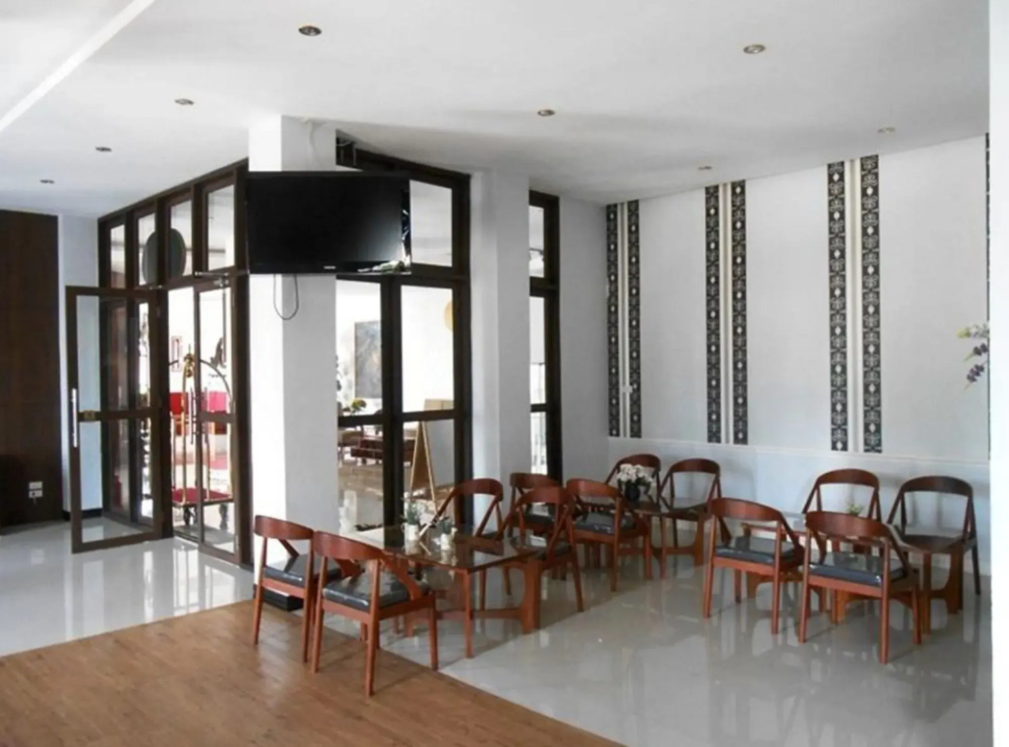 Phonethip Plaza Hotel