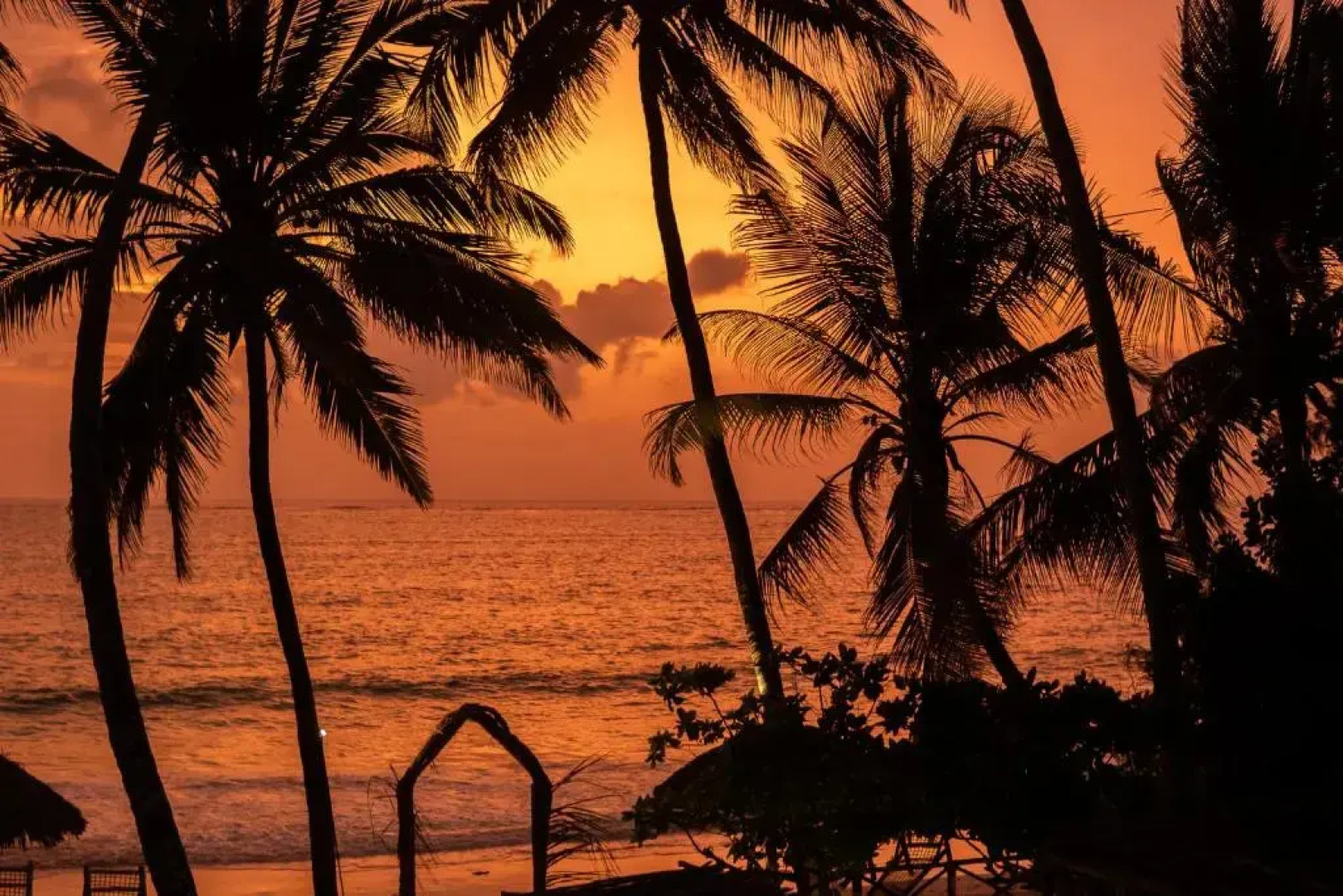 Kima Serviced Beach House & Suites