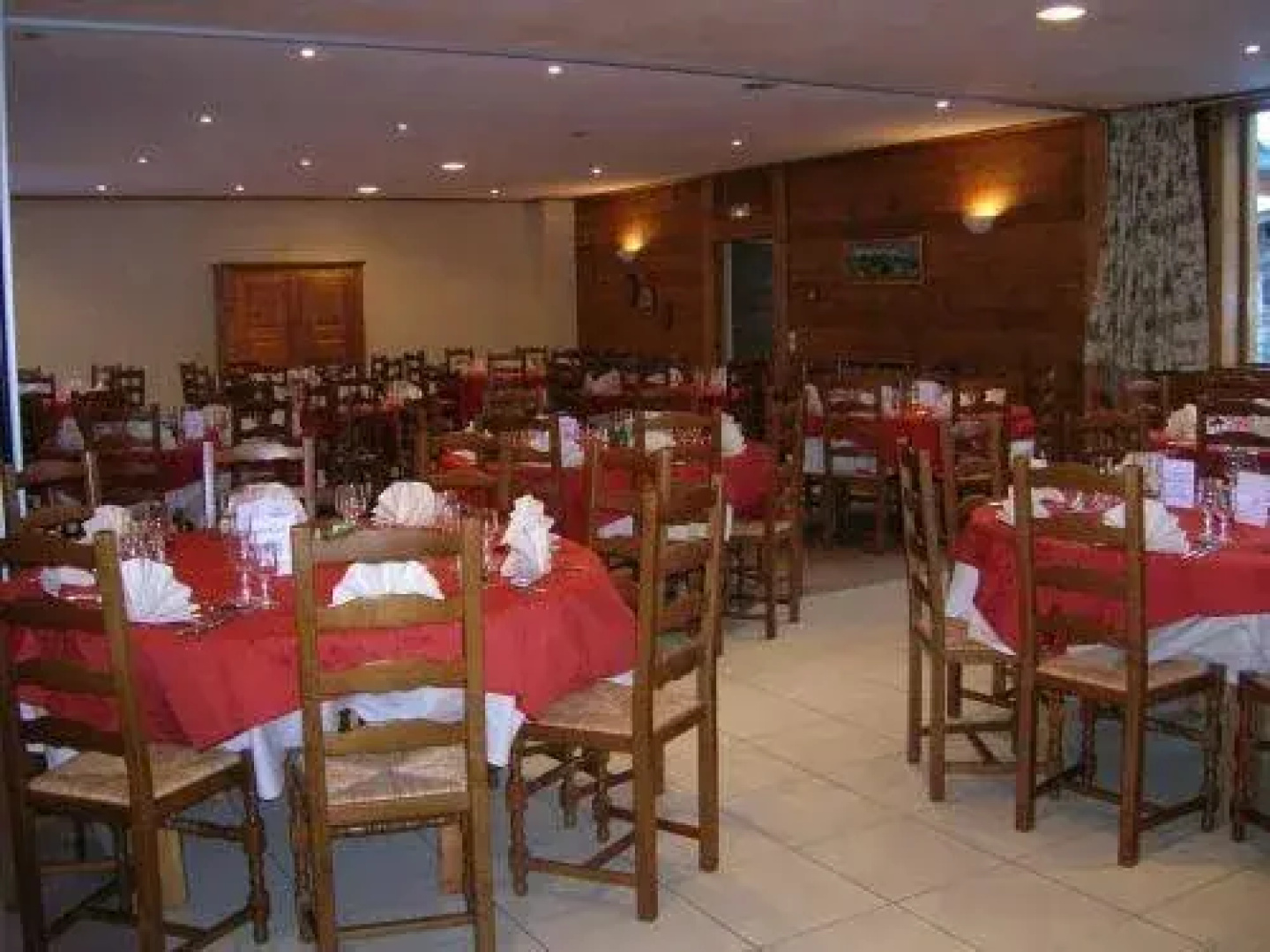 Le Grand-Bec Hôtel Restaurant