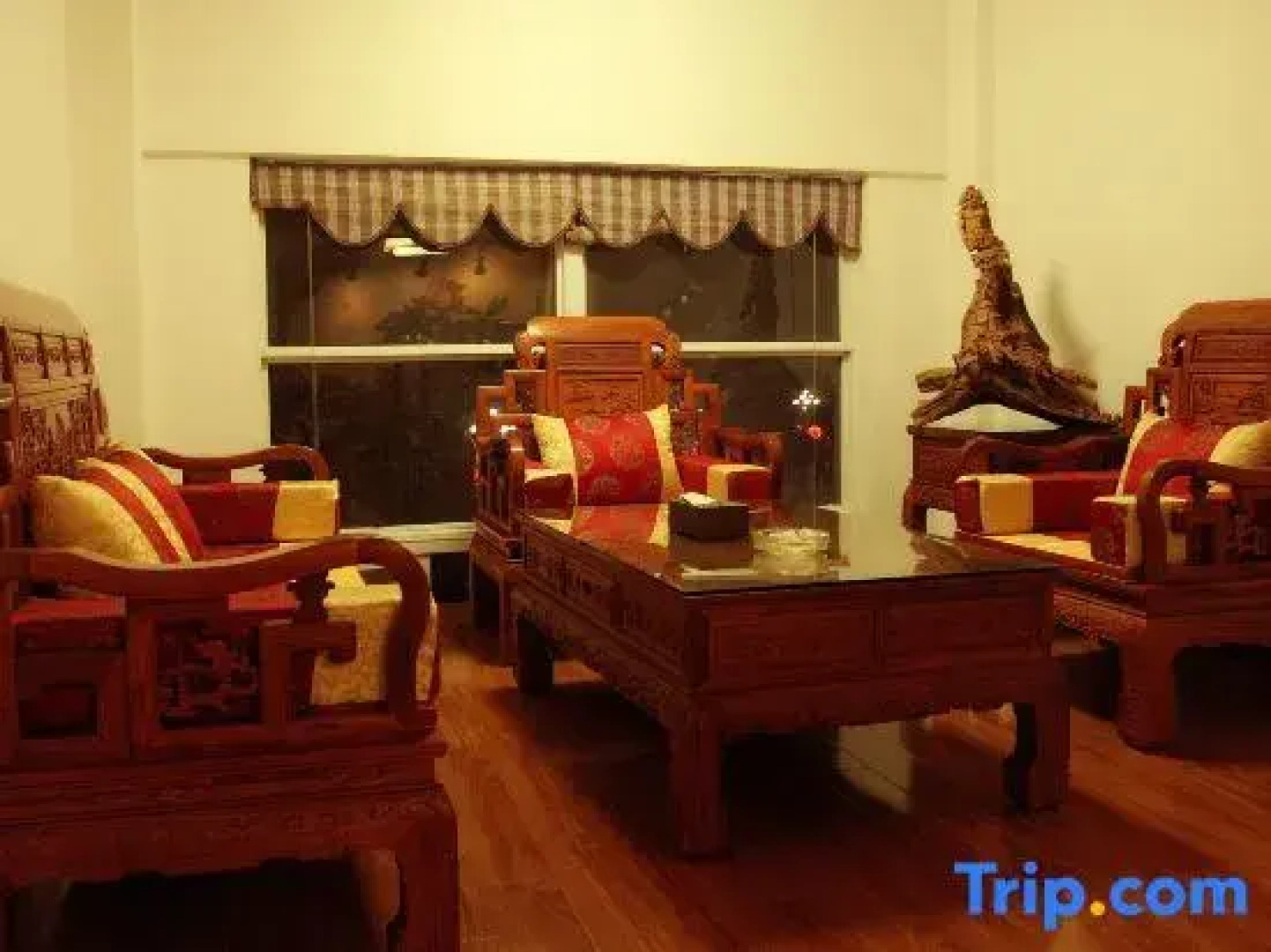 Zhongshan Business Hotel