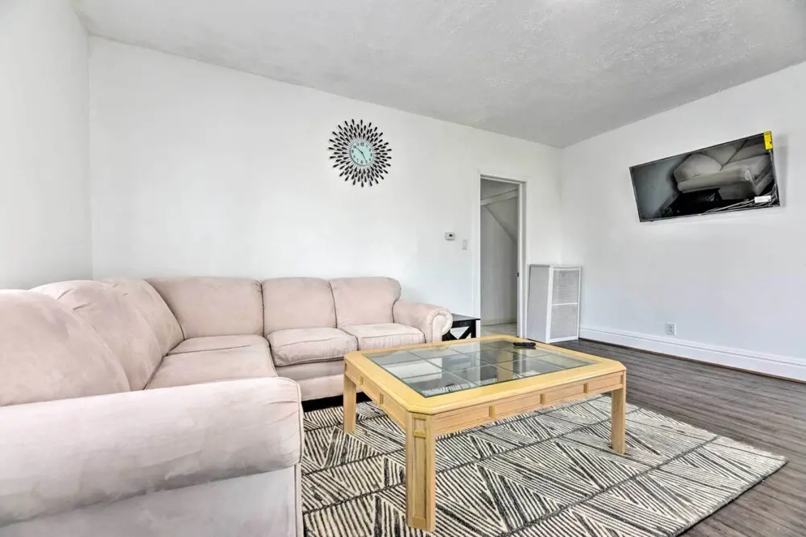 Buffalo Vacation Rental w/ Screened Porch