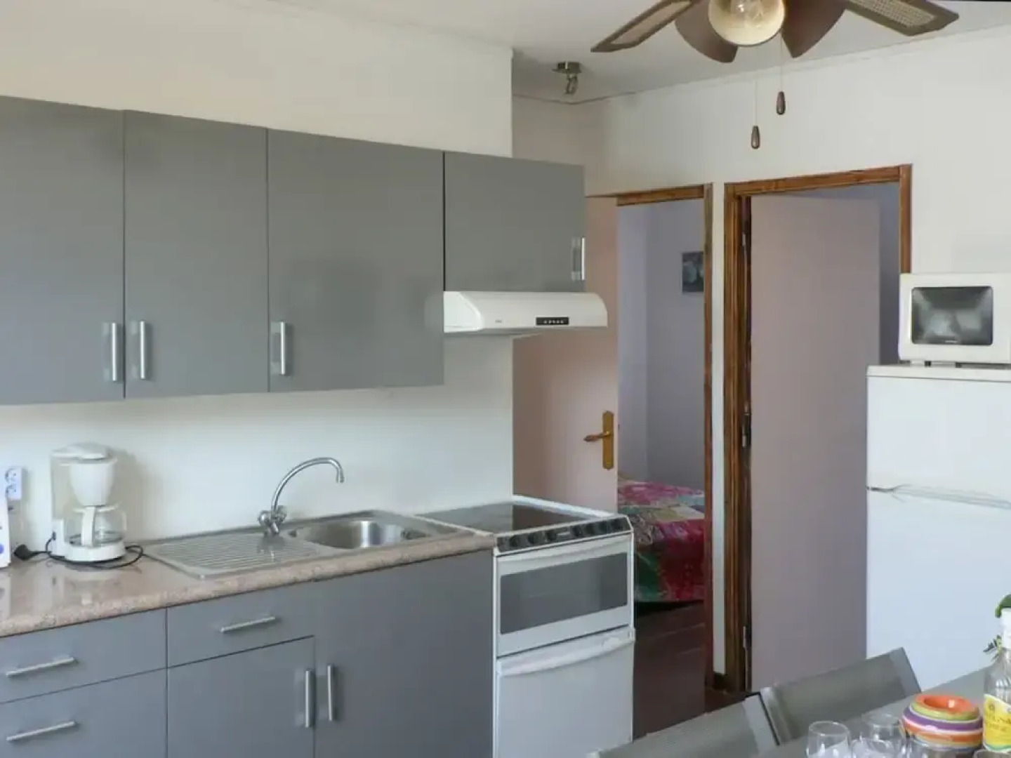 Bright Villa Near the sea in Frontignan With 3 Bedrooms, Garden and Fu