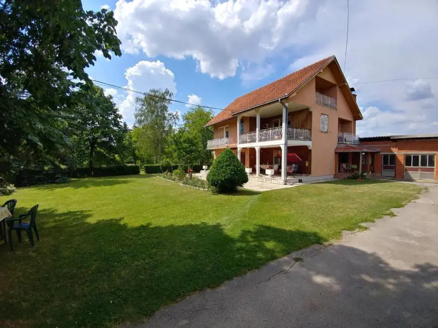 Apartments Domaćinstvo Nikolić