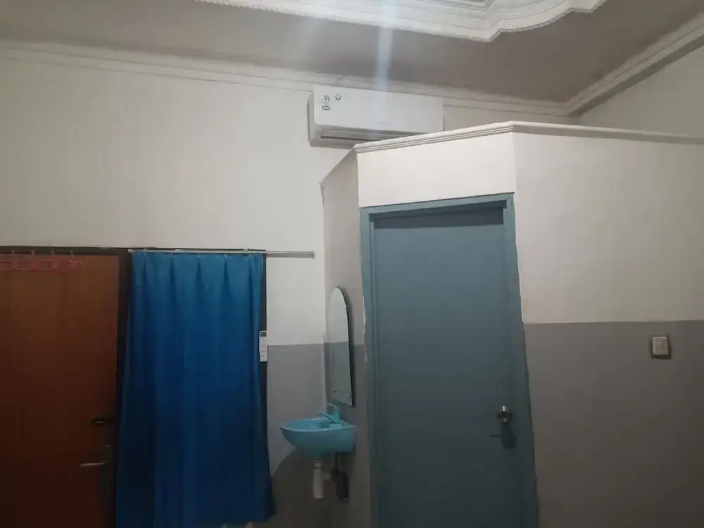 OYO 93090 Multi Plus Inn