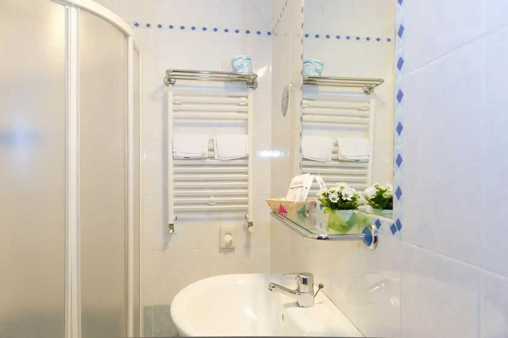 Crystal Inn Hotel & Suites Salt Lake City