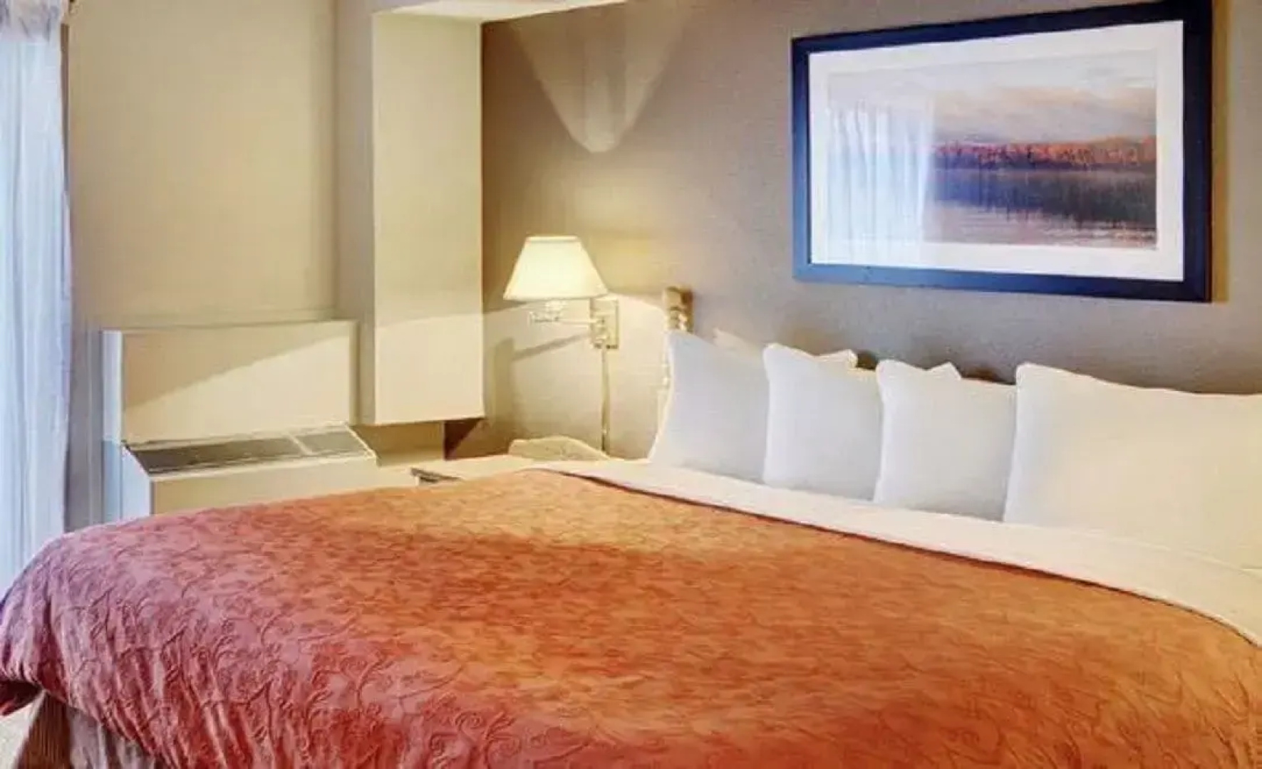 Thompson's Best Value Inn & Suites