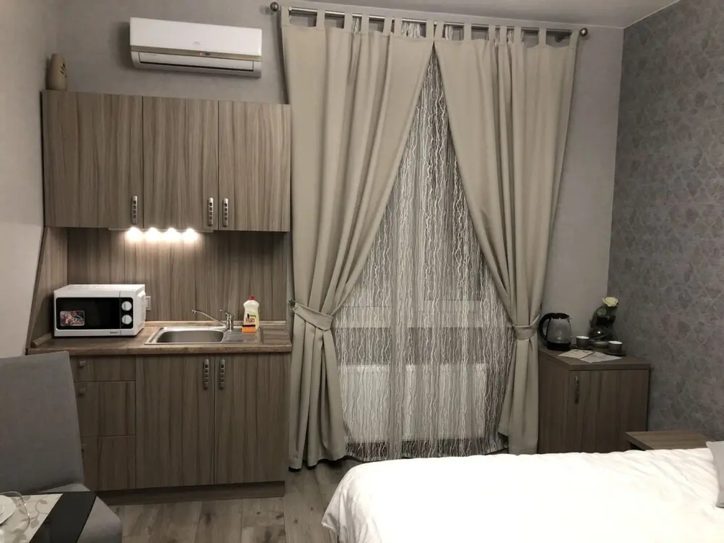 Apart hotel Lake Apartments