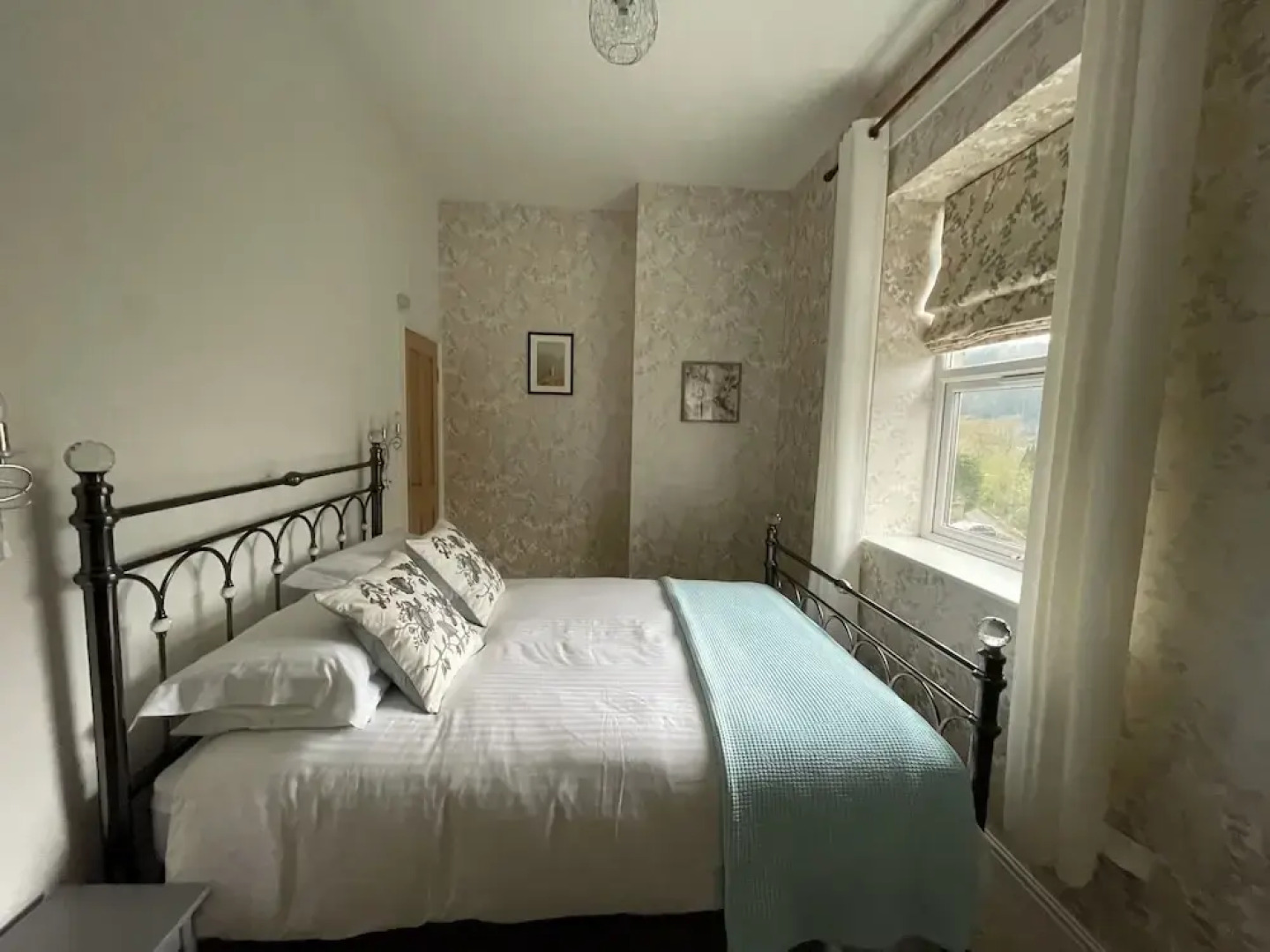 Tyn Y Fron Country House