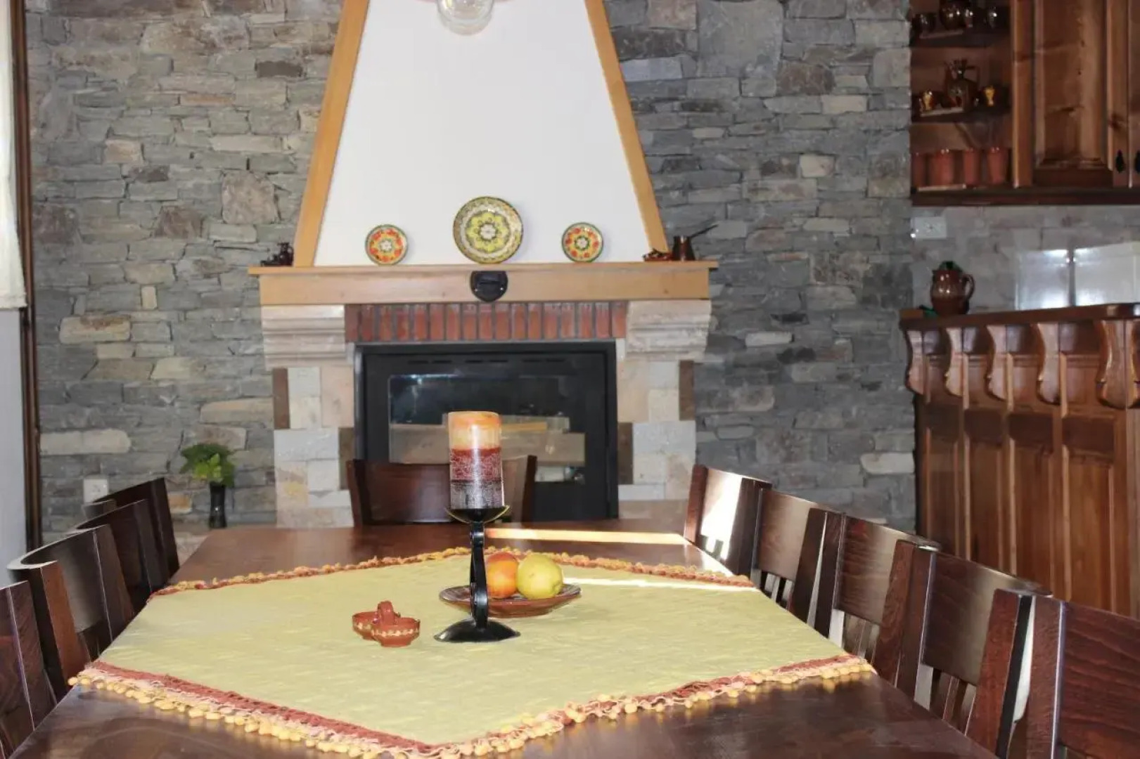 Delchevata Kushta V Leshten