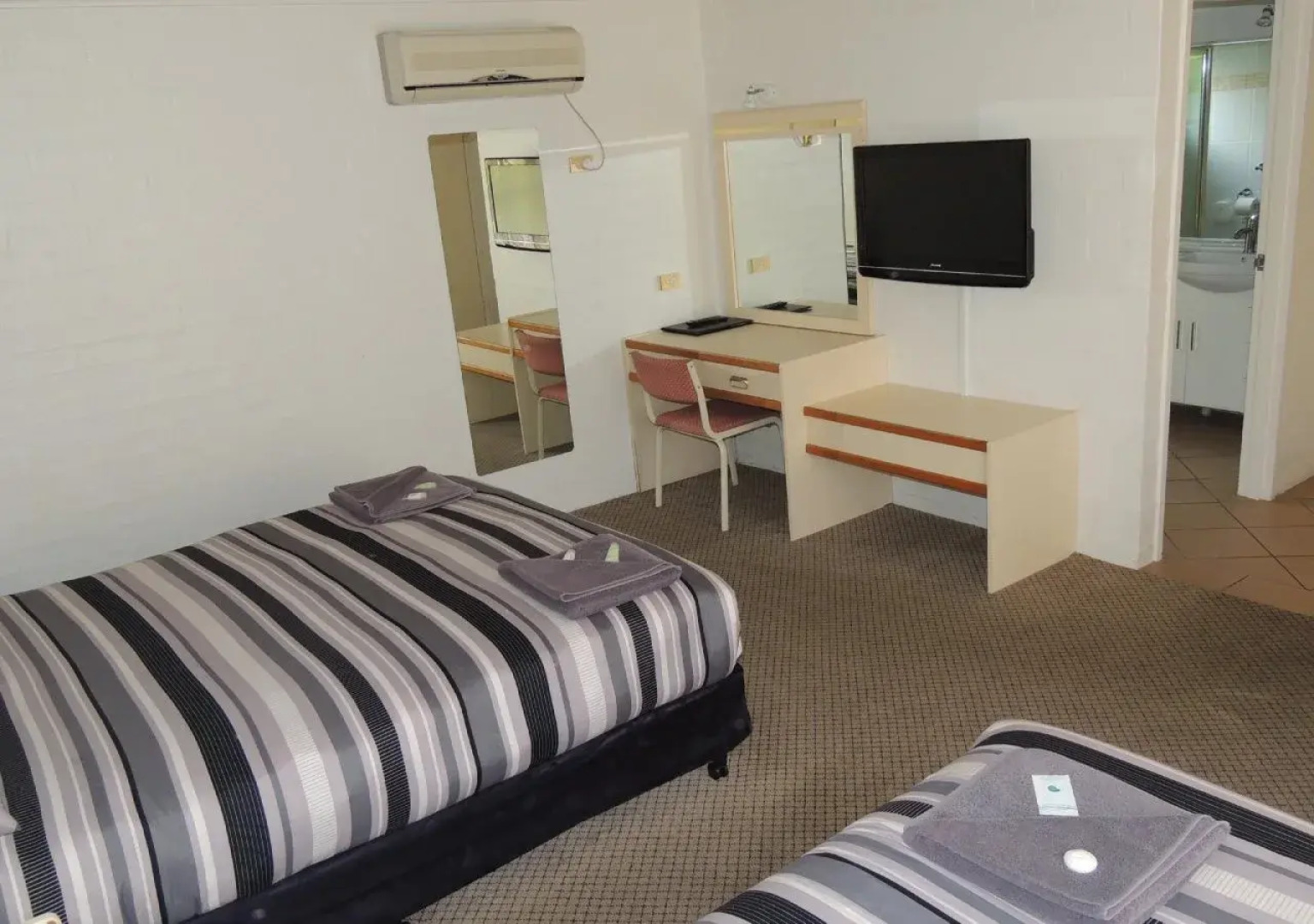 Argyle Terrace Motor Inn and Villa Units