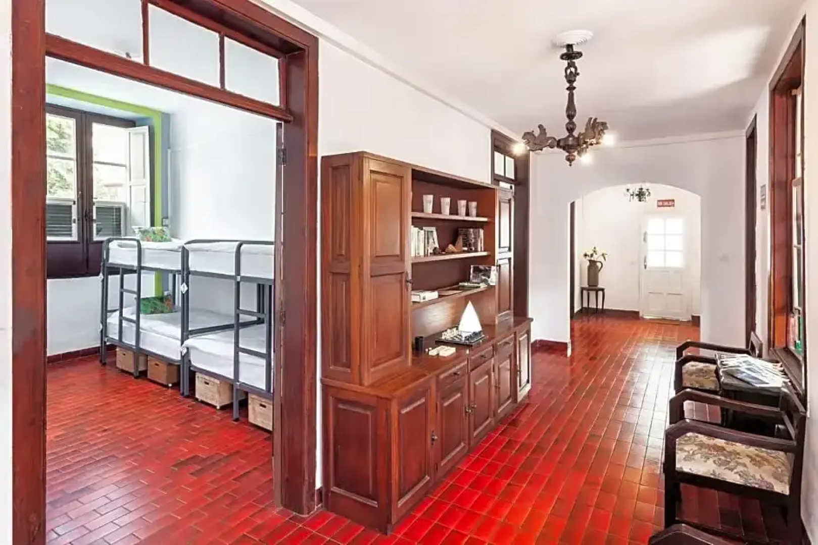 Patio Hostel - Adults Only