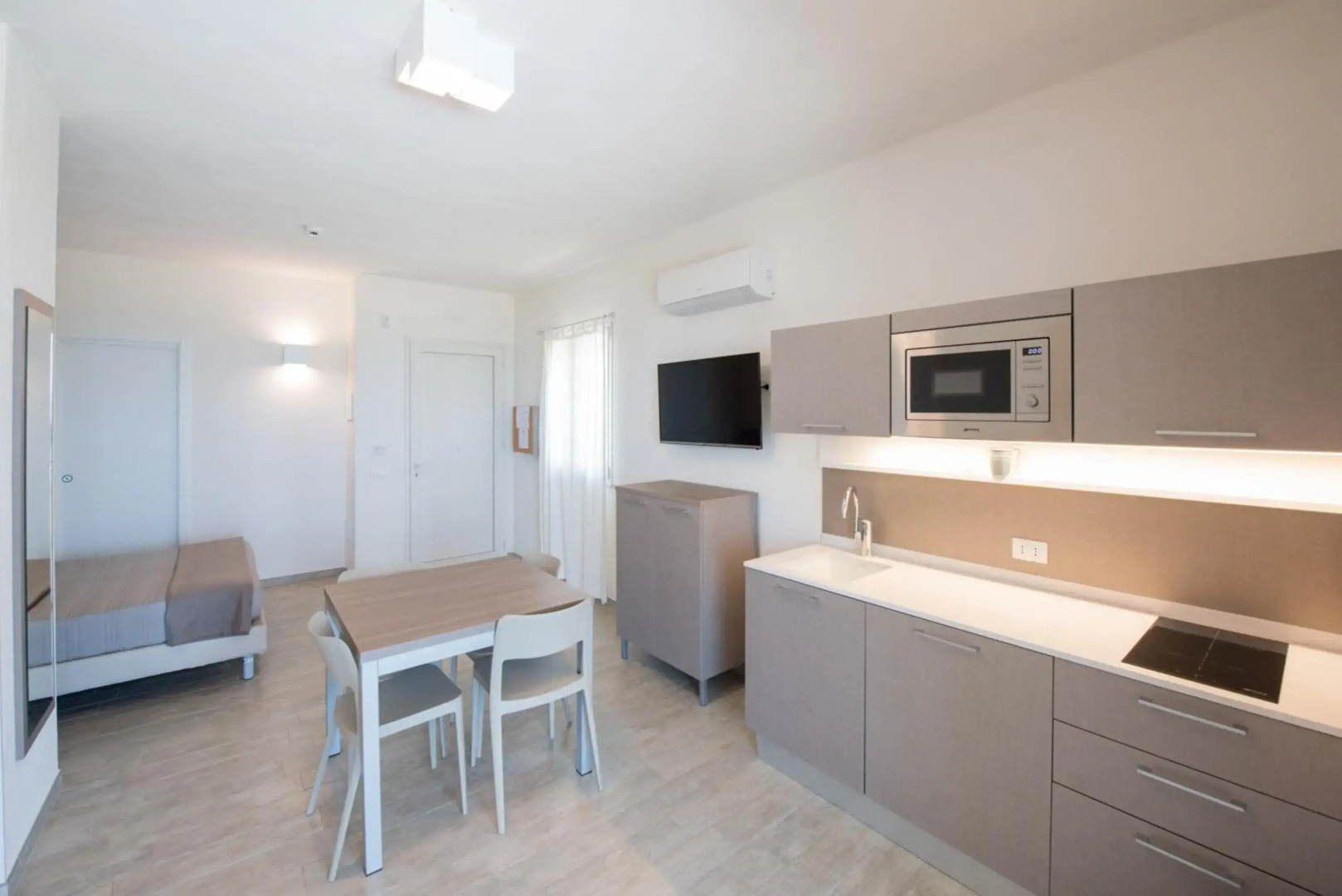 La Blanca Resort & Spa