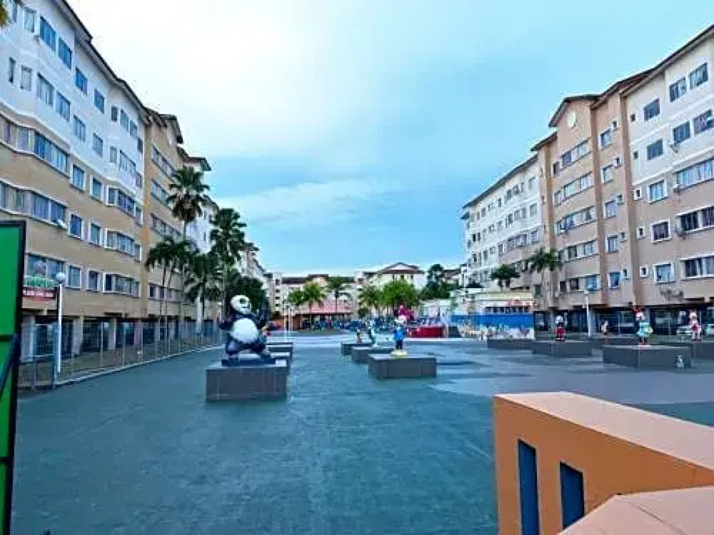 OYO Home 90453 Narasindo Homes Pd Tiara Bay