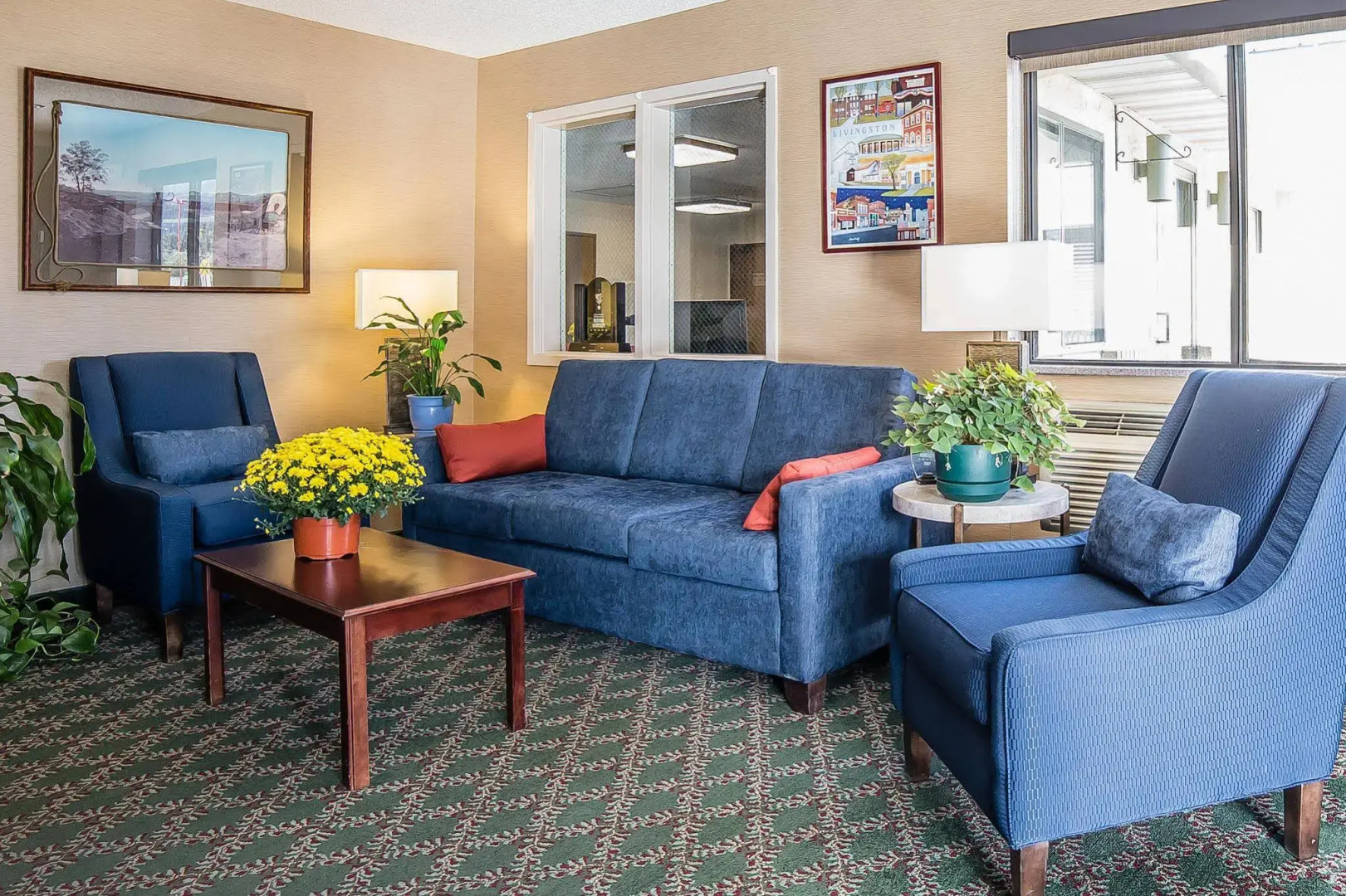 Yellowstone River Inn & Suites