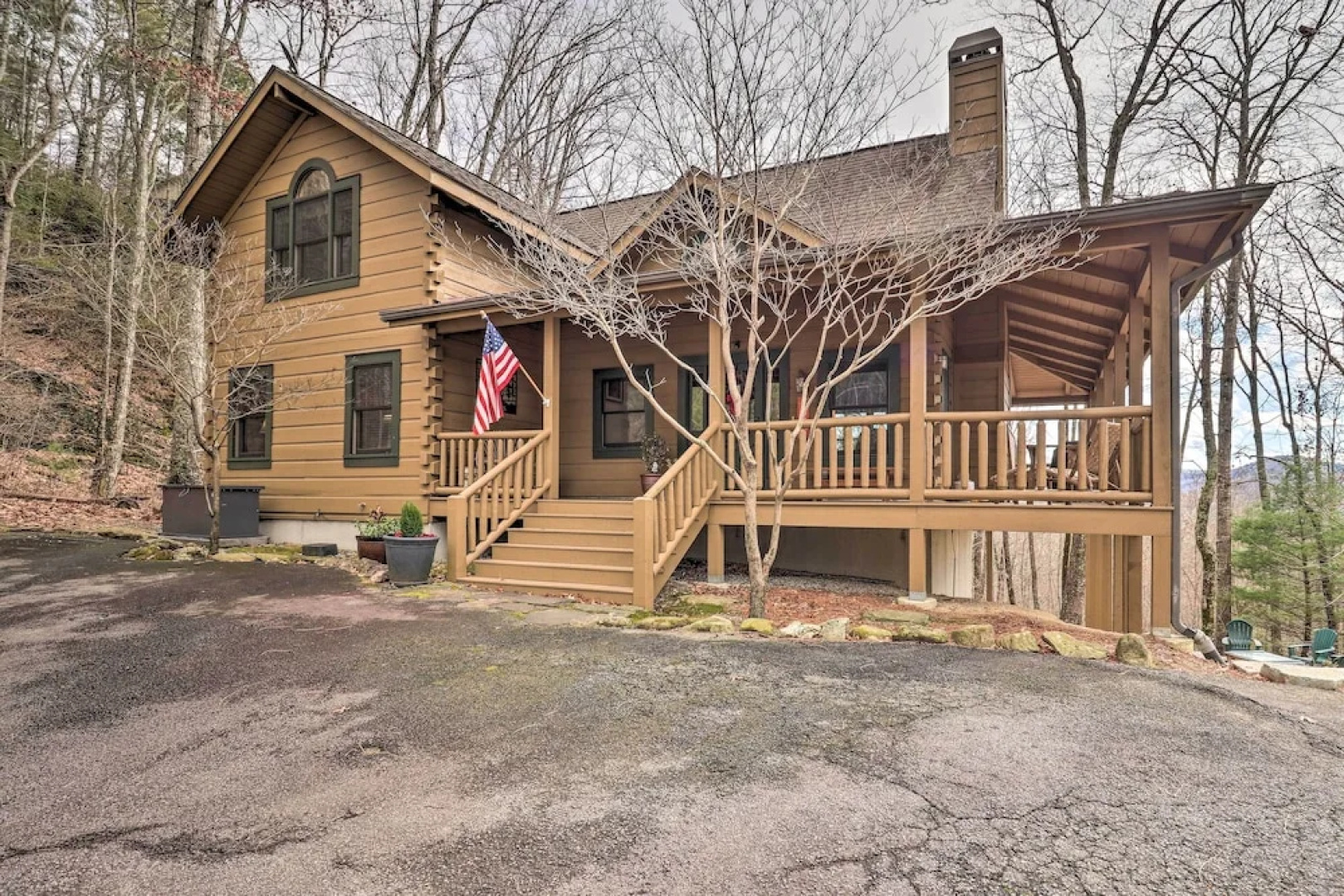 Private Sapphire Valley Resort Cabin w/ Mtn Views!