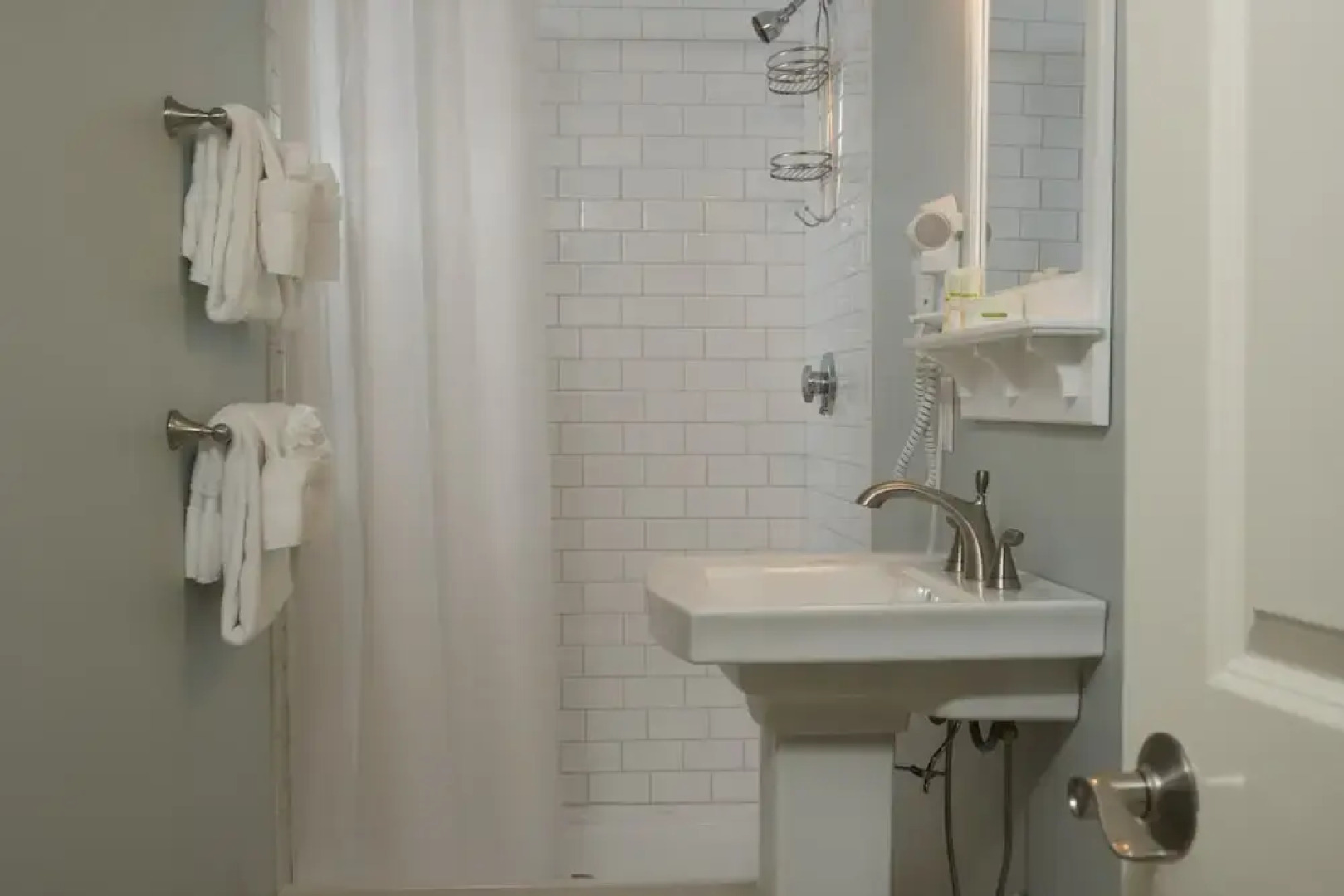 Chatham Seafarer Inn