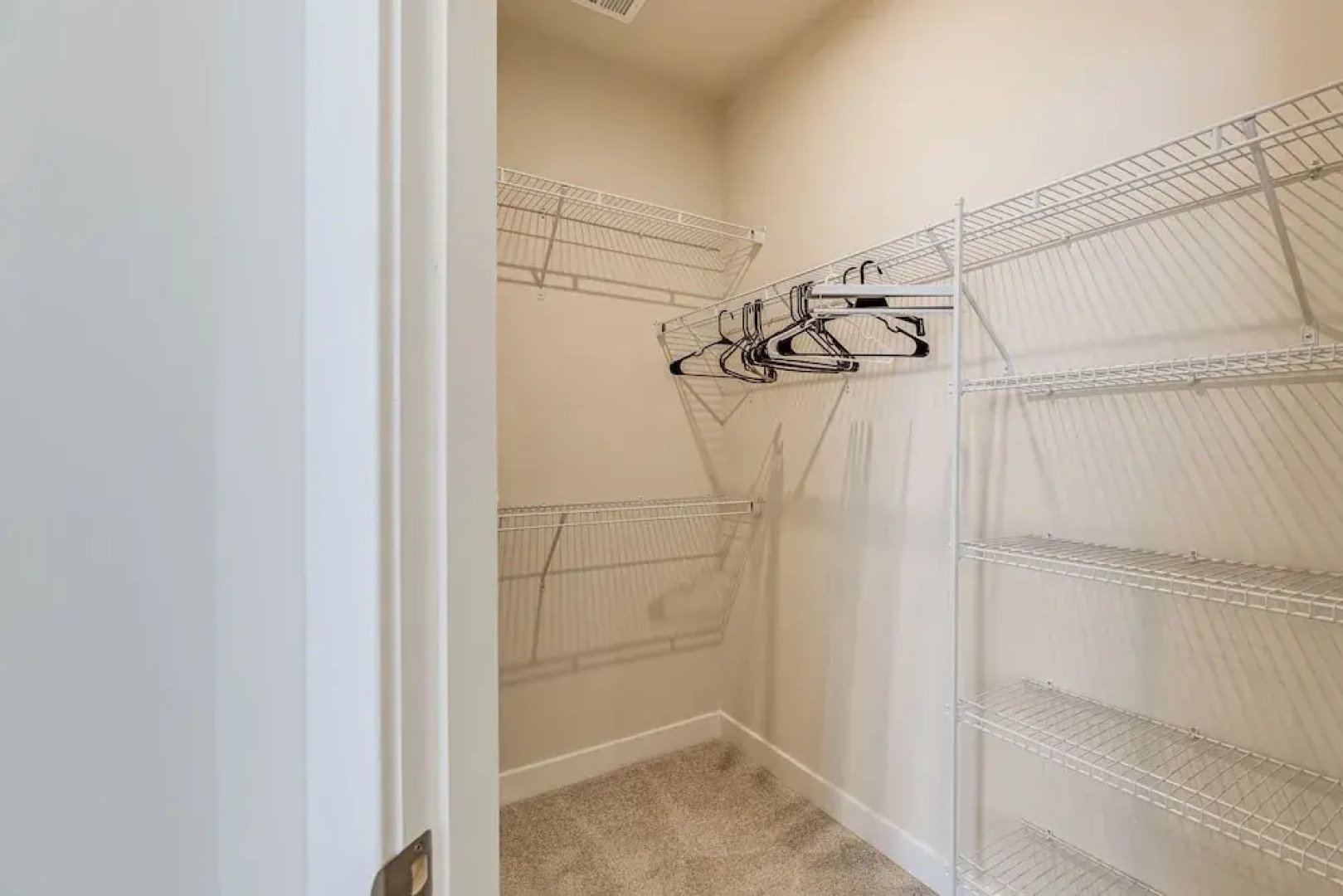 Easy Assateague Access: Bayside Family Retreat!