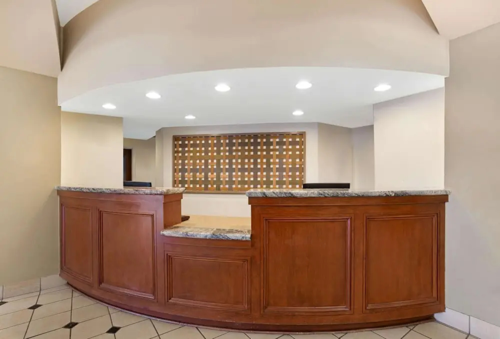 La Quinta Inn & Suites New Haven
