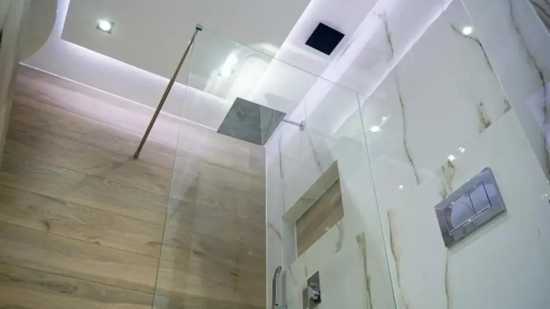 1 Bed Apartment - Sleeps 4 - Parking, Wifi